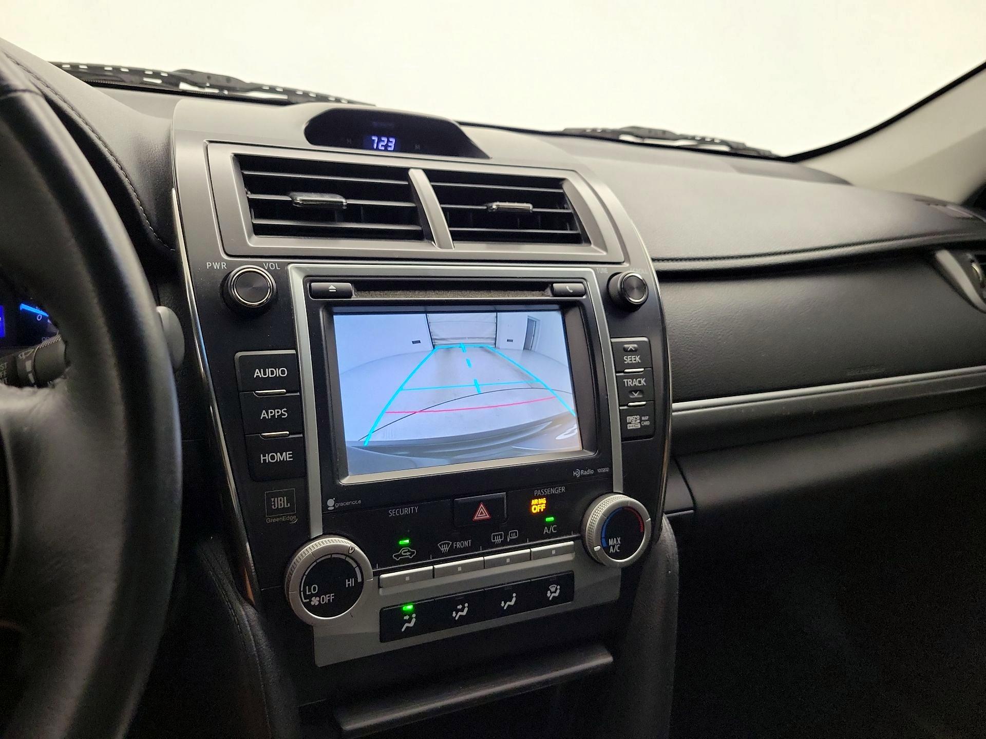 Thumbnail: 2014 Toyota Camry - 15