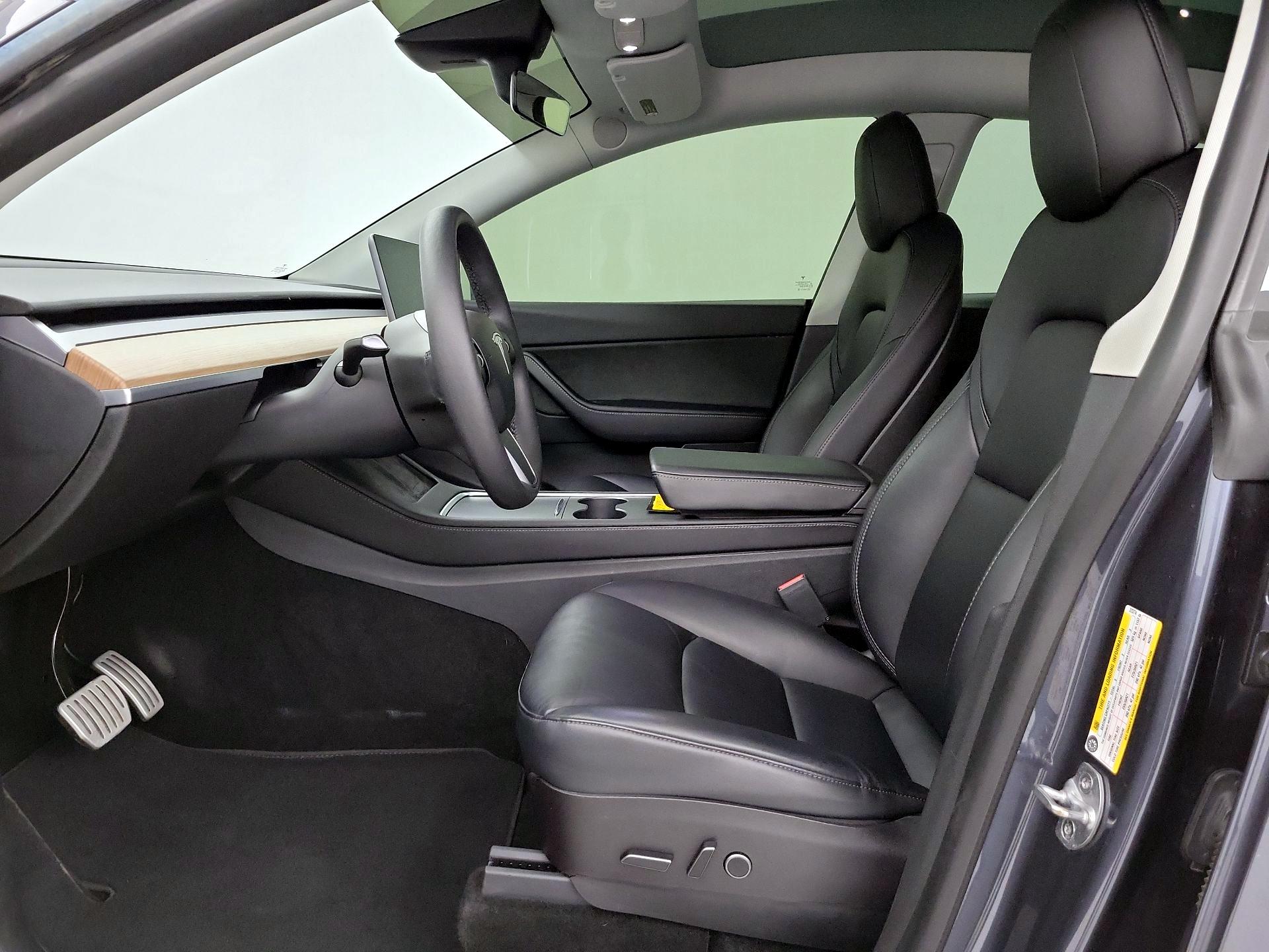 Thumbnail: 2022 Tesla Model Y - 11