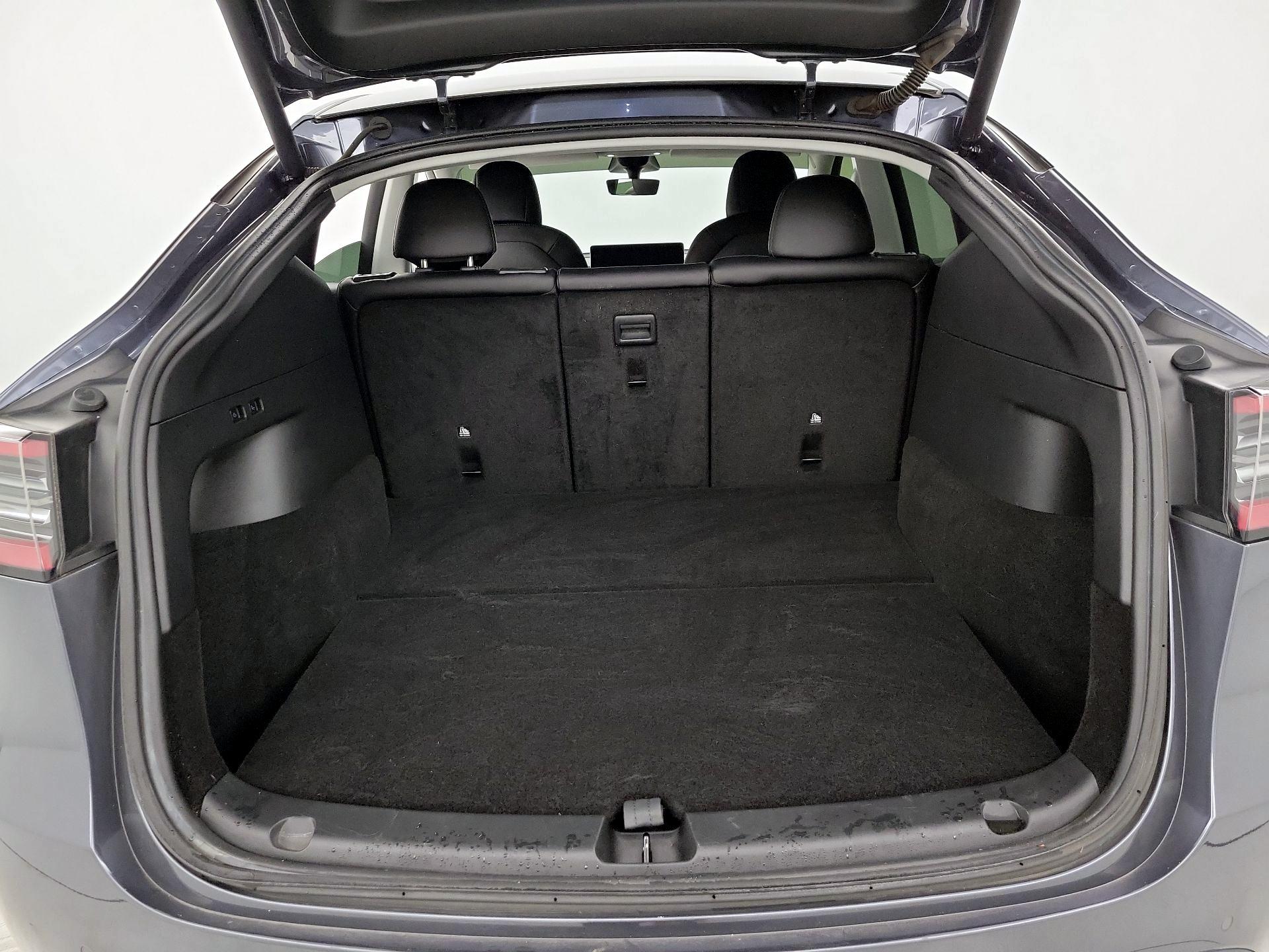 Thumbnail: 2022 Tesla Model Y - 20