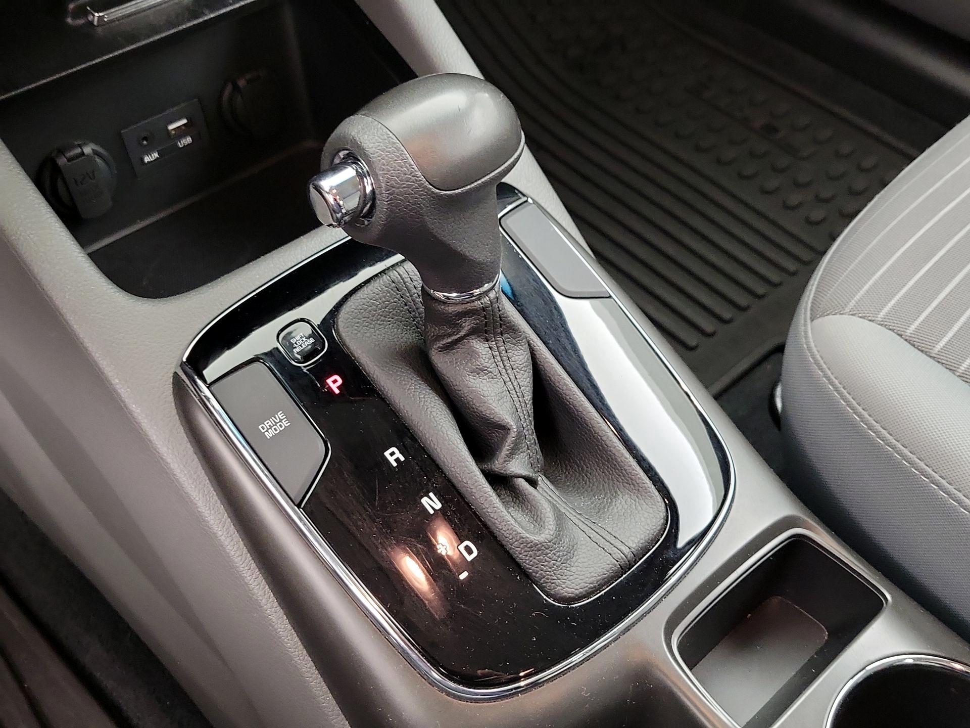 Thumbnail: 2017 Kia Forte - 17