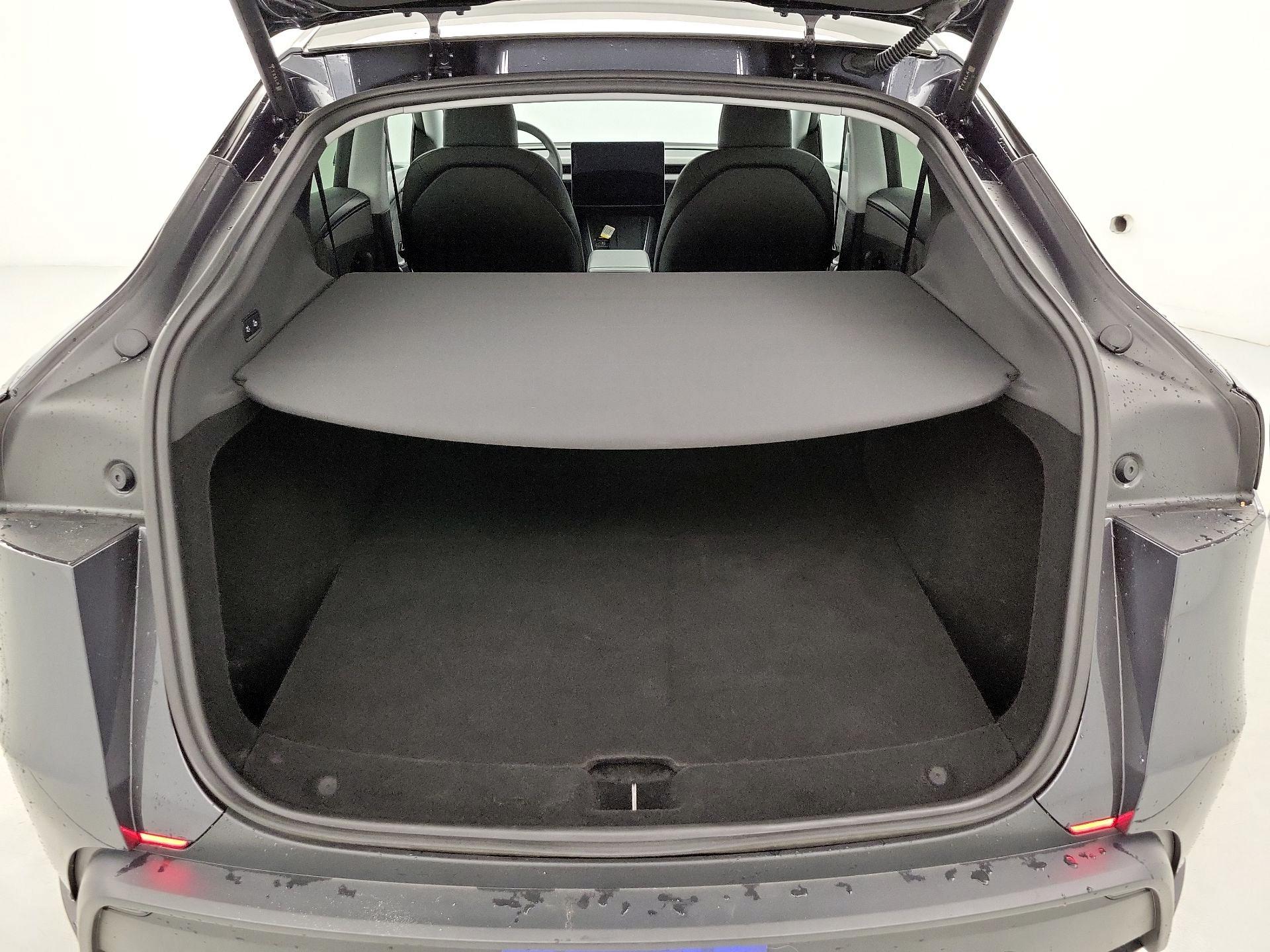 Thumbnail: 2026 Tesla Model Y - 20