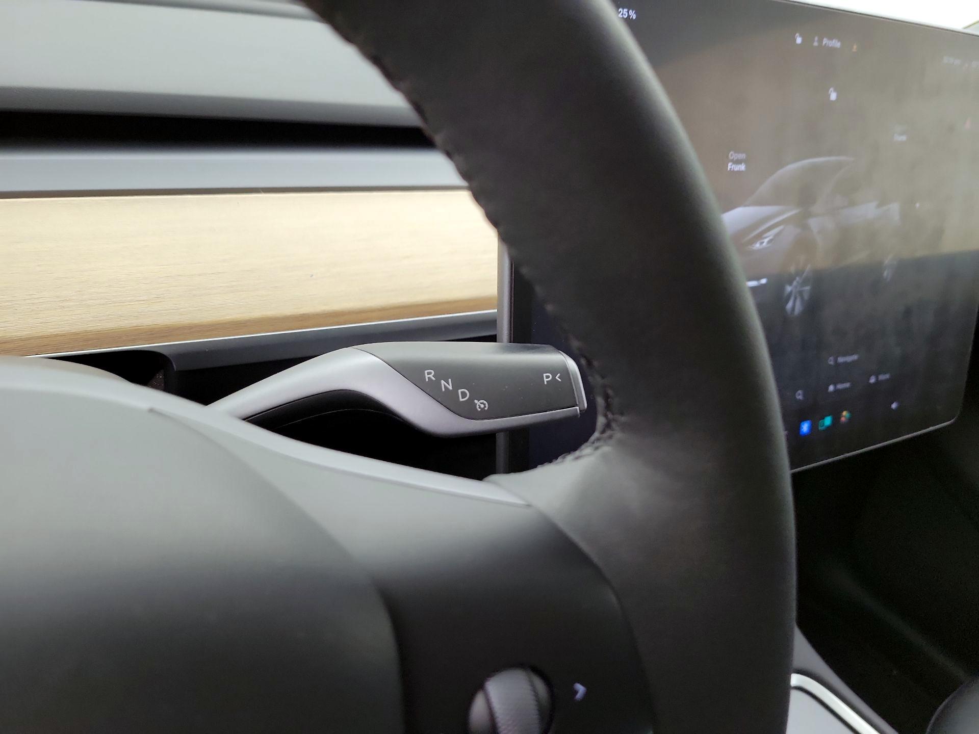 Thumbnail: 2023 Tesla Model Y - 17