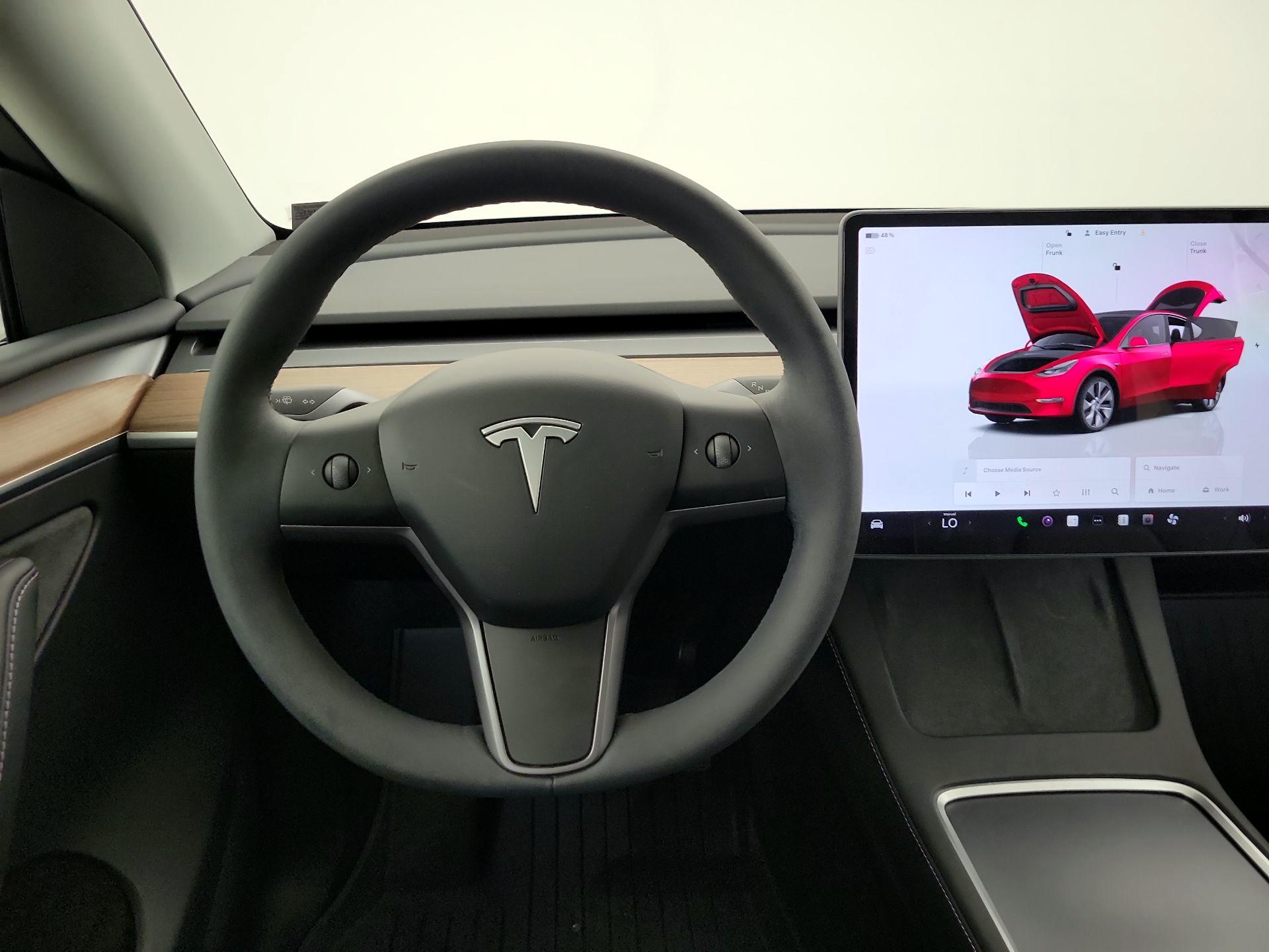 Thumbnail: 2024 Tesla Model Y - 10