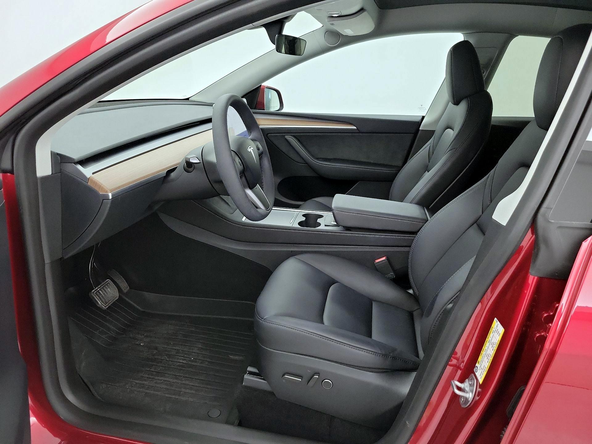 Thumbnail: 2024 Tesla Model Y - 11