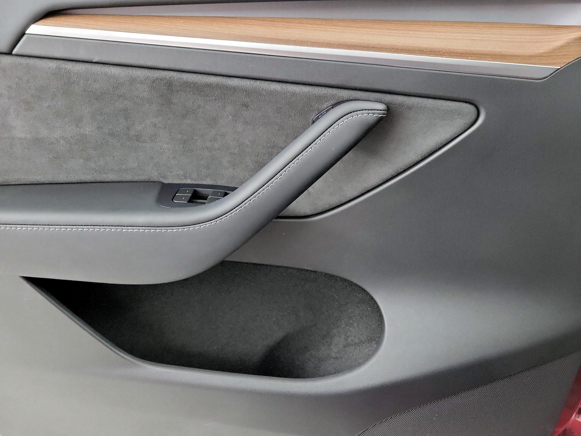 Thumbnail: 2024 Tesla Model Y - 12