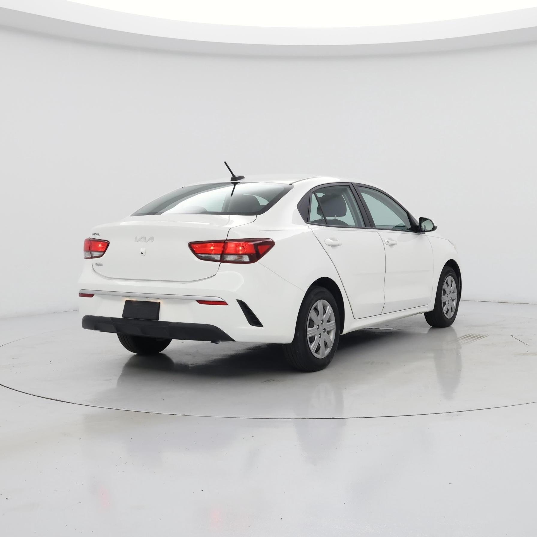 Thumbnail: 2022 Kia Rio - 8