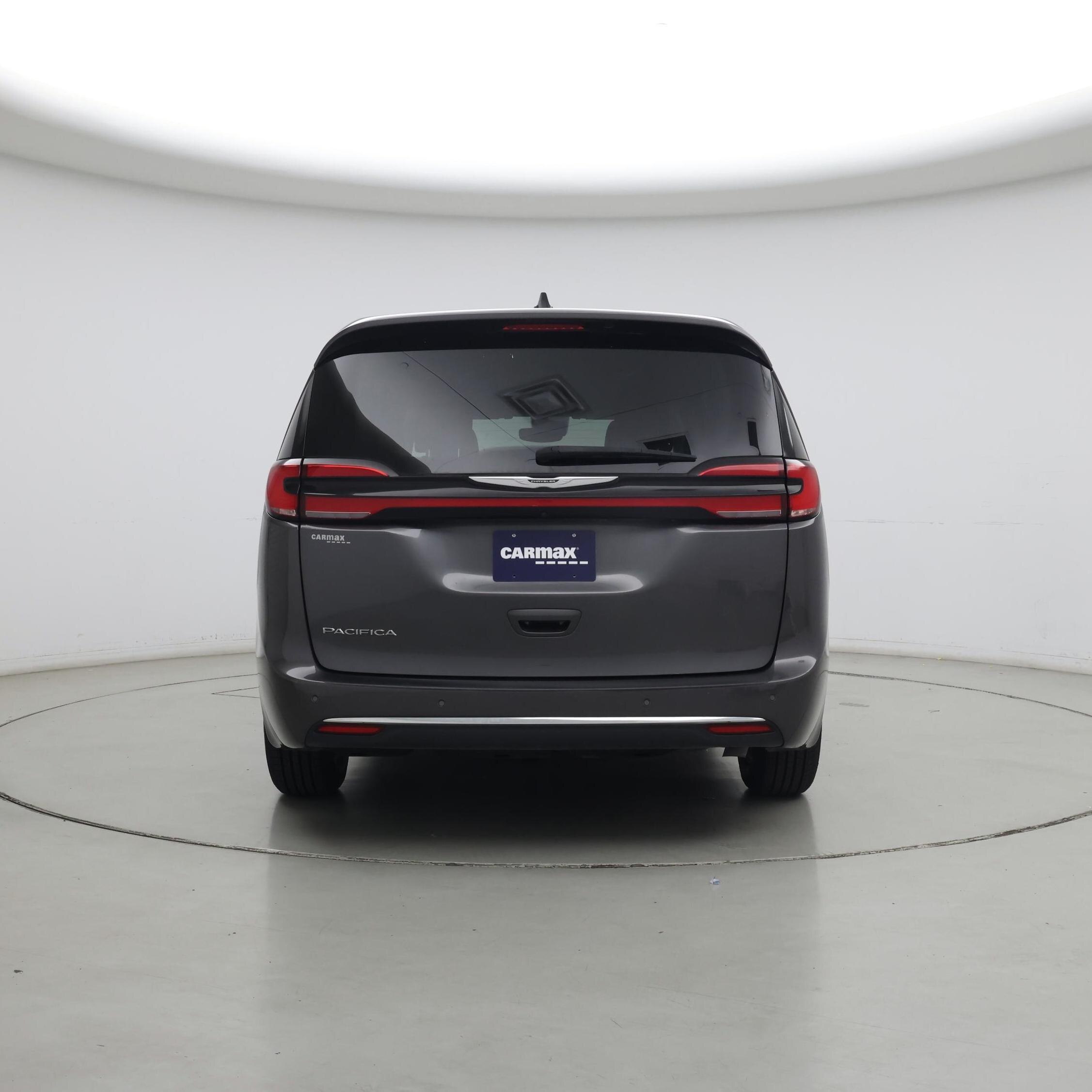 Thumbnail: 2023 Chrysler Pacifica - 6