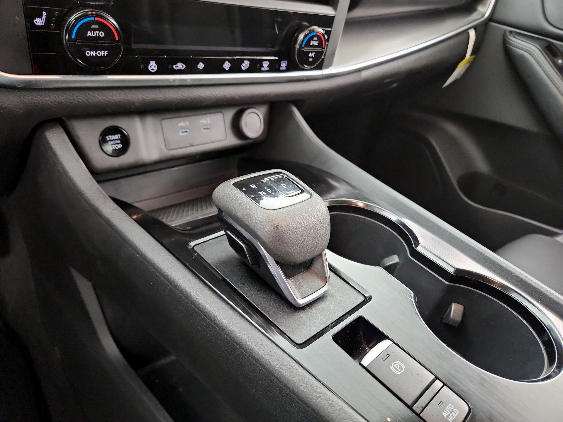 Thumbnail: 2024 Nissan Rogue - 15