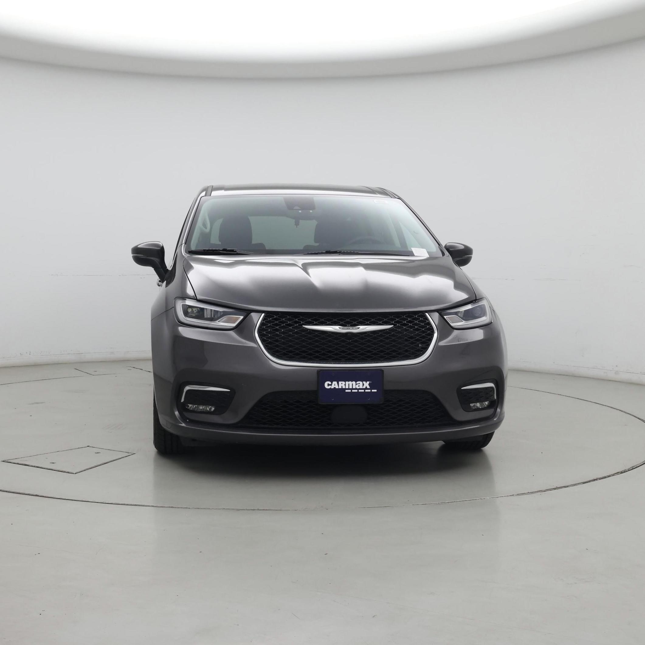 Thumbnail: 2023 Chrysler Pacifica - 5