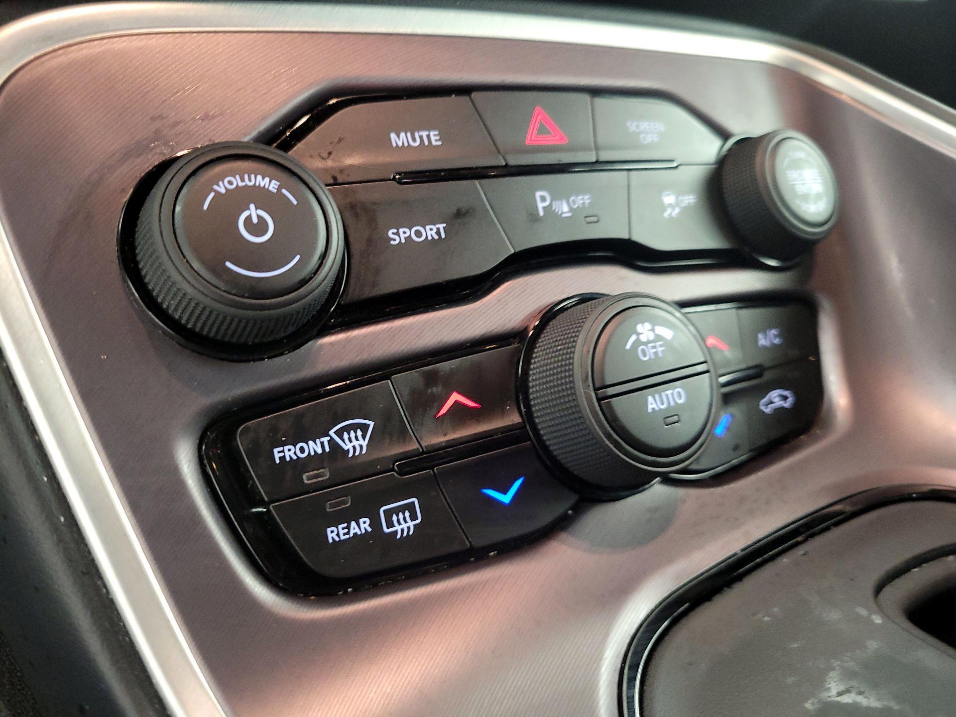 Thumbnail: 2021 Dodge Challenger - 16