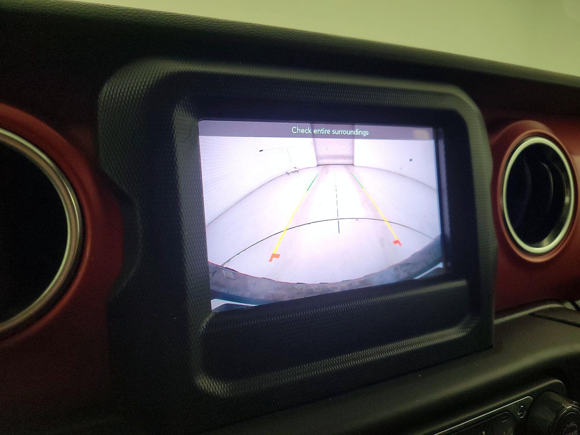 Thumbnail: 2021 Jeep Wrangler - 14