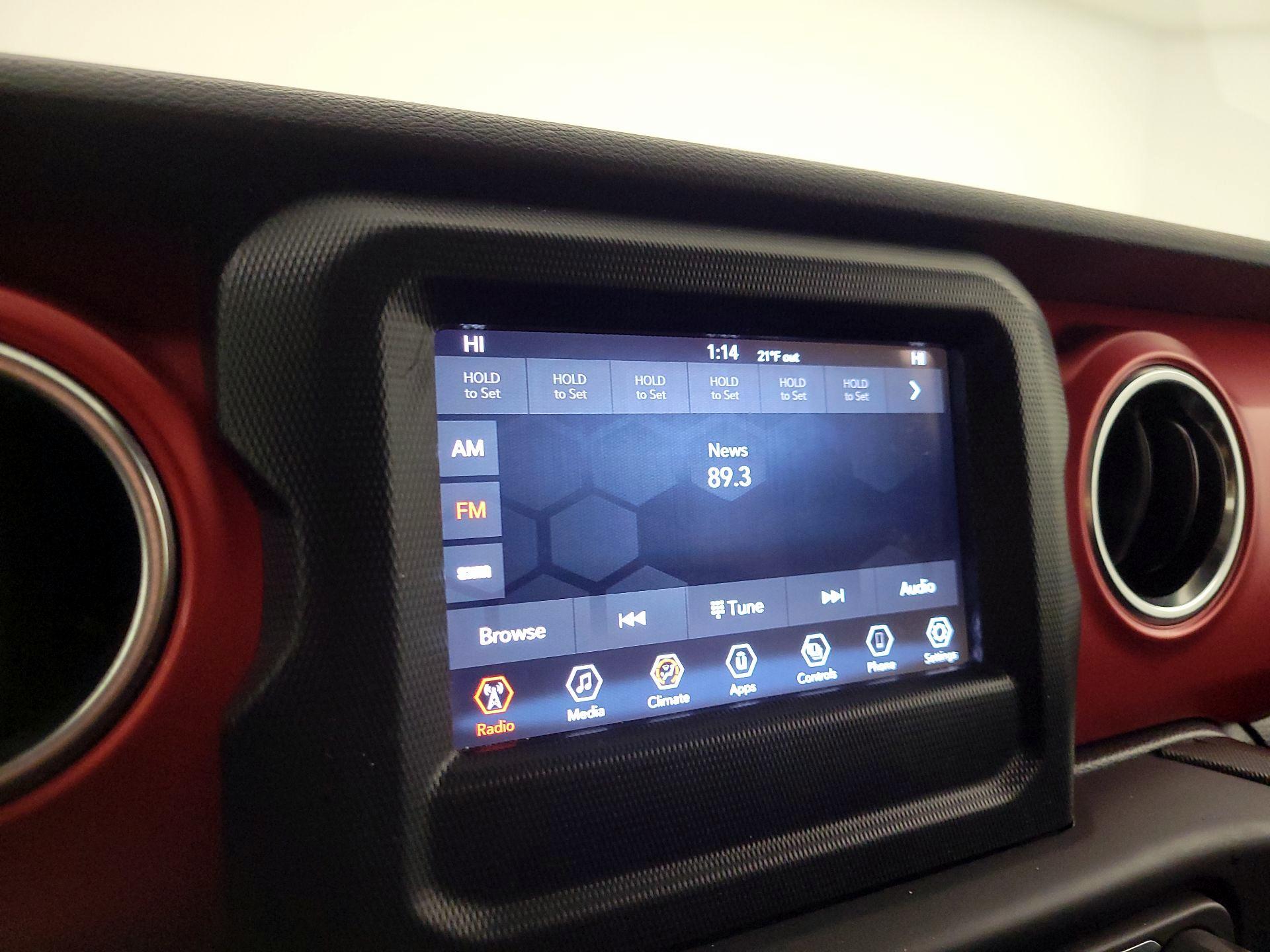 Thumbnail: 2021 Jeep Wrangler - 15