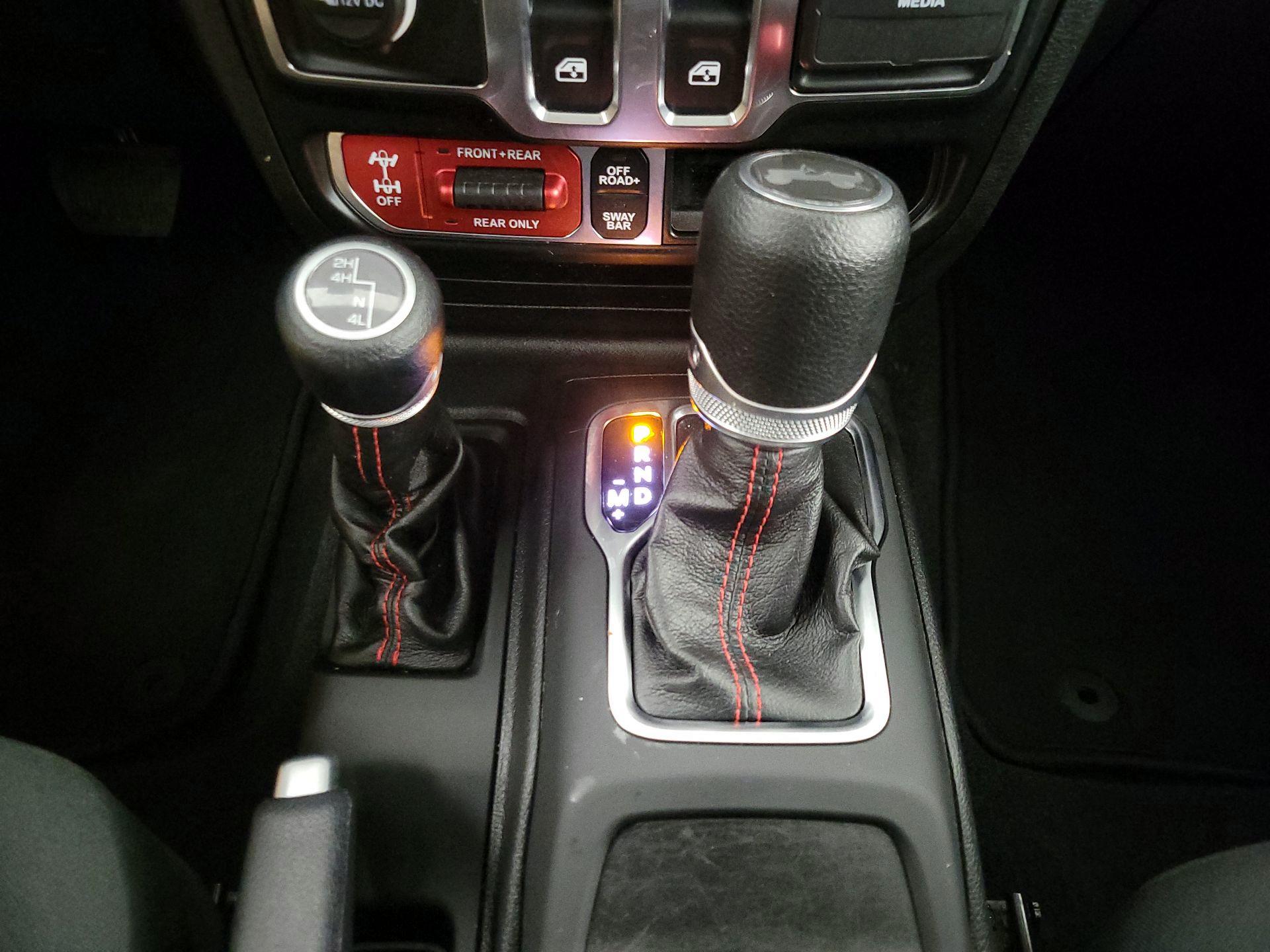 Thumbnail: 2021 Jeep Wrangler - 17