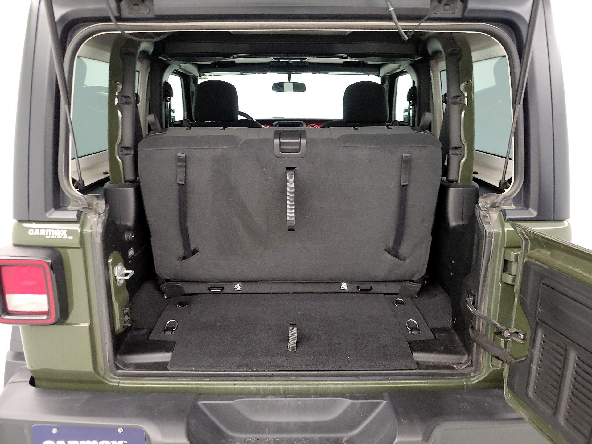 Thumbnail: 2021 Jeep Wrangler - 20