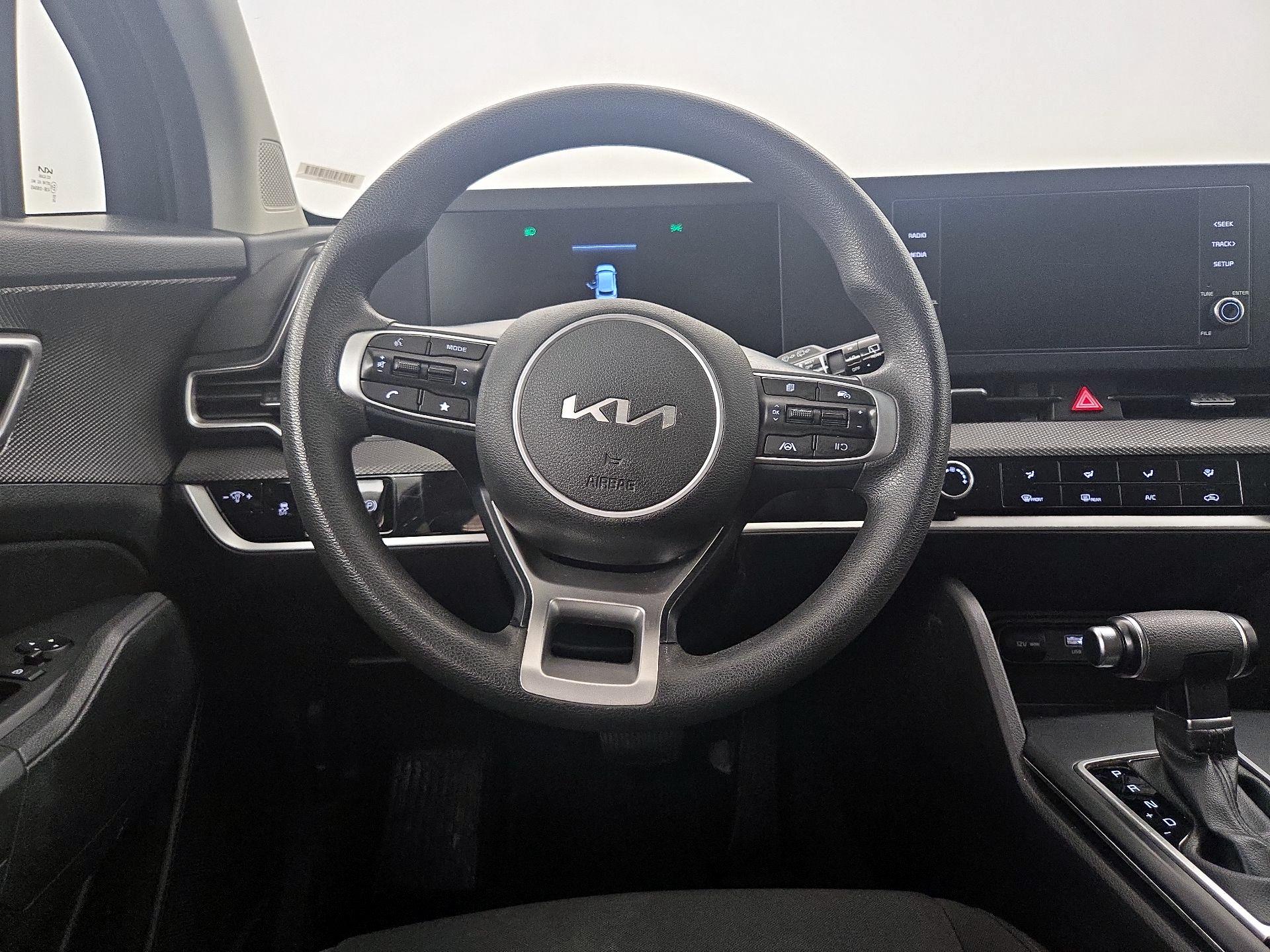 Thumbnail: 2023 Kia Sportage - 10