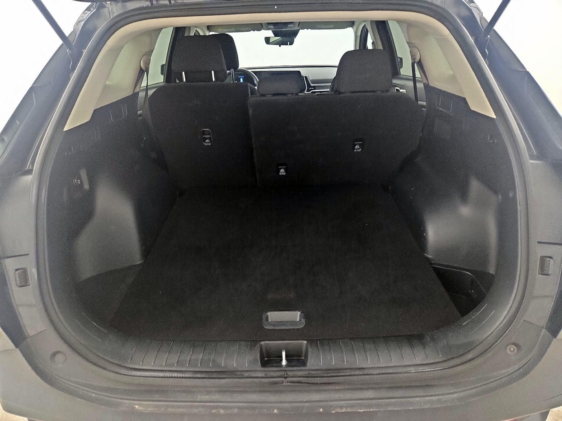 Thumbnail: 2023 Kia Sportage - 20