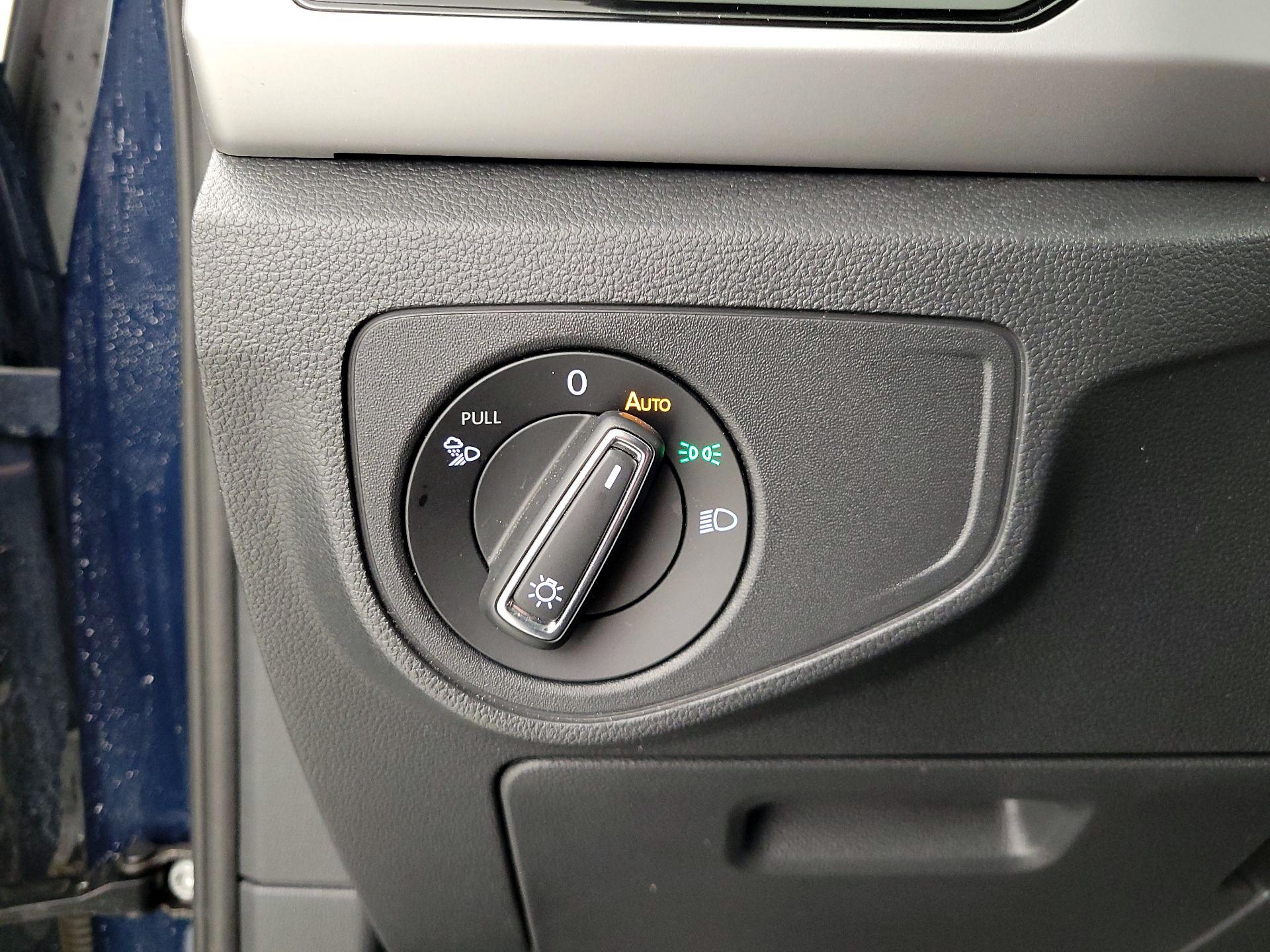 Thumbnail: 2023 Volkswagen Atlas - 13