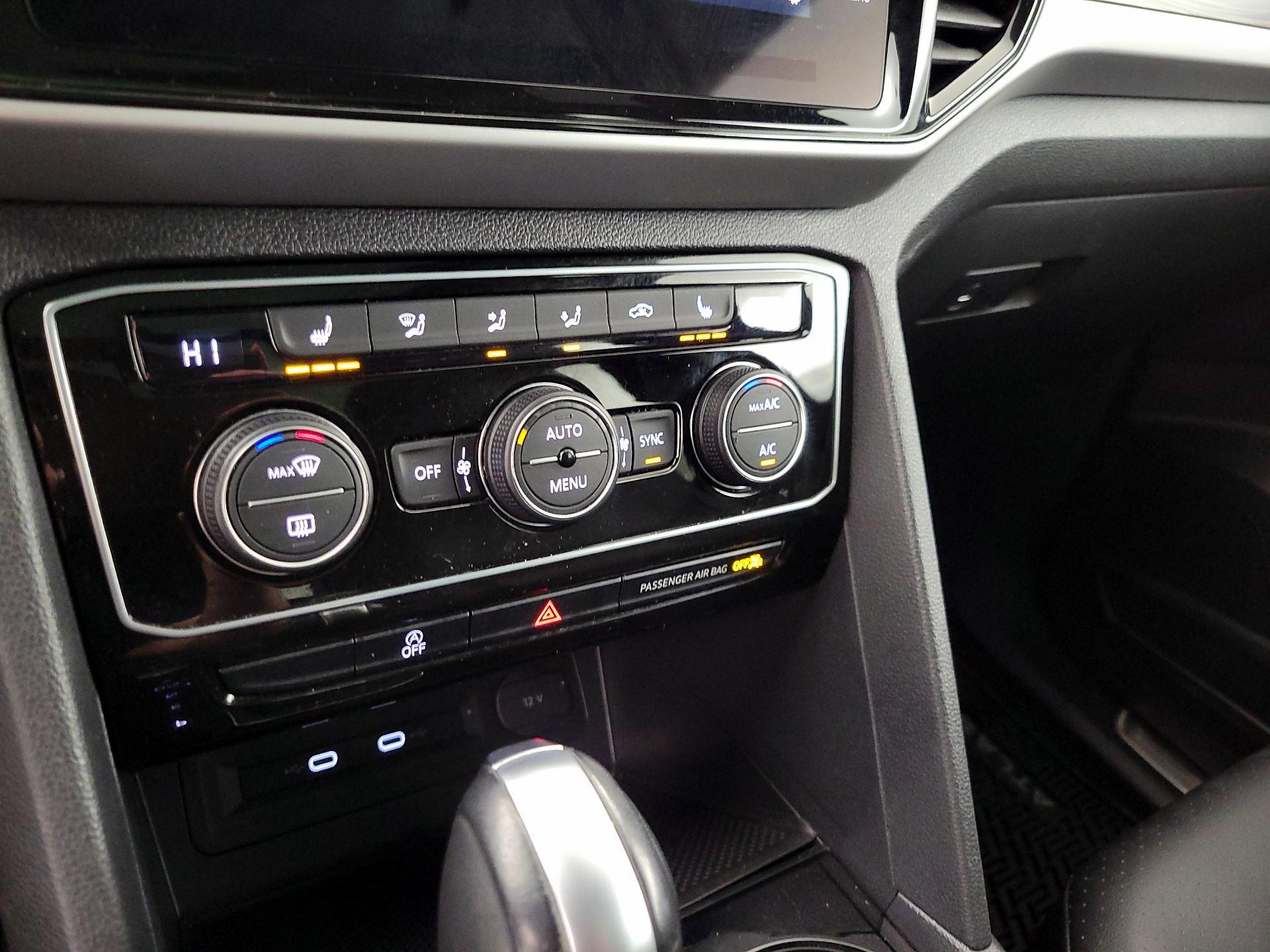 Thumbnail: 2023 Volkswagen Atlas - 16