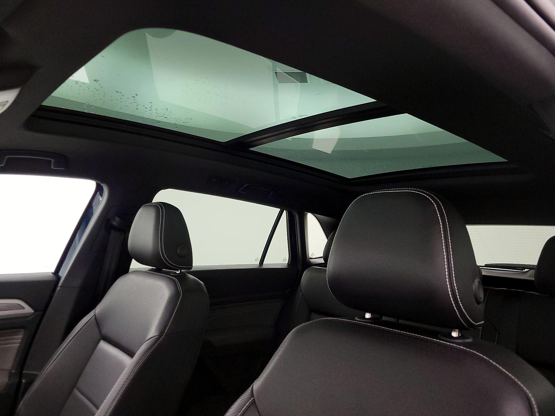 Thumbnail: 2023 Volkswagen Atlas - 19