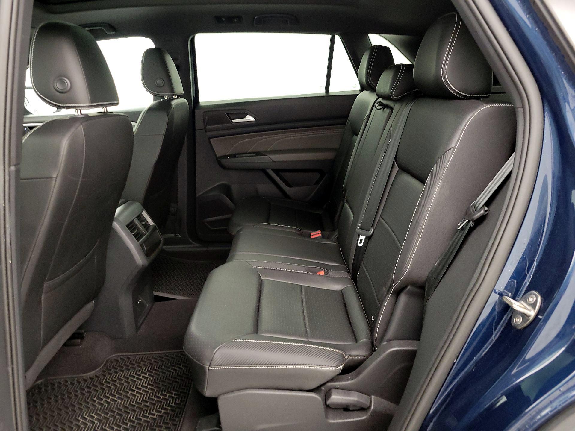 Thumbnail: 2023 Volkswagen Atlas - 20