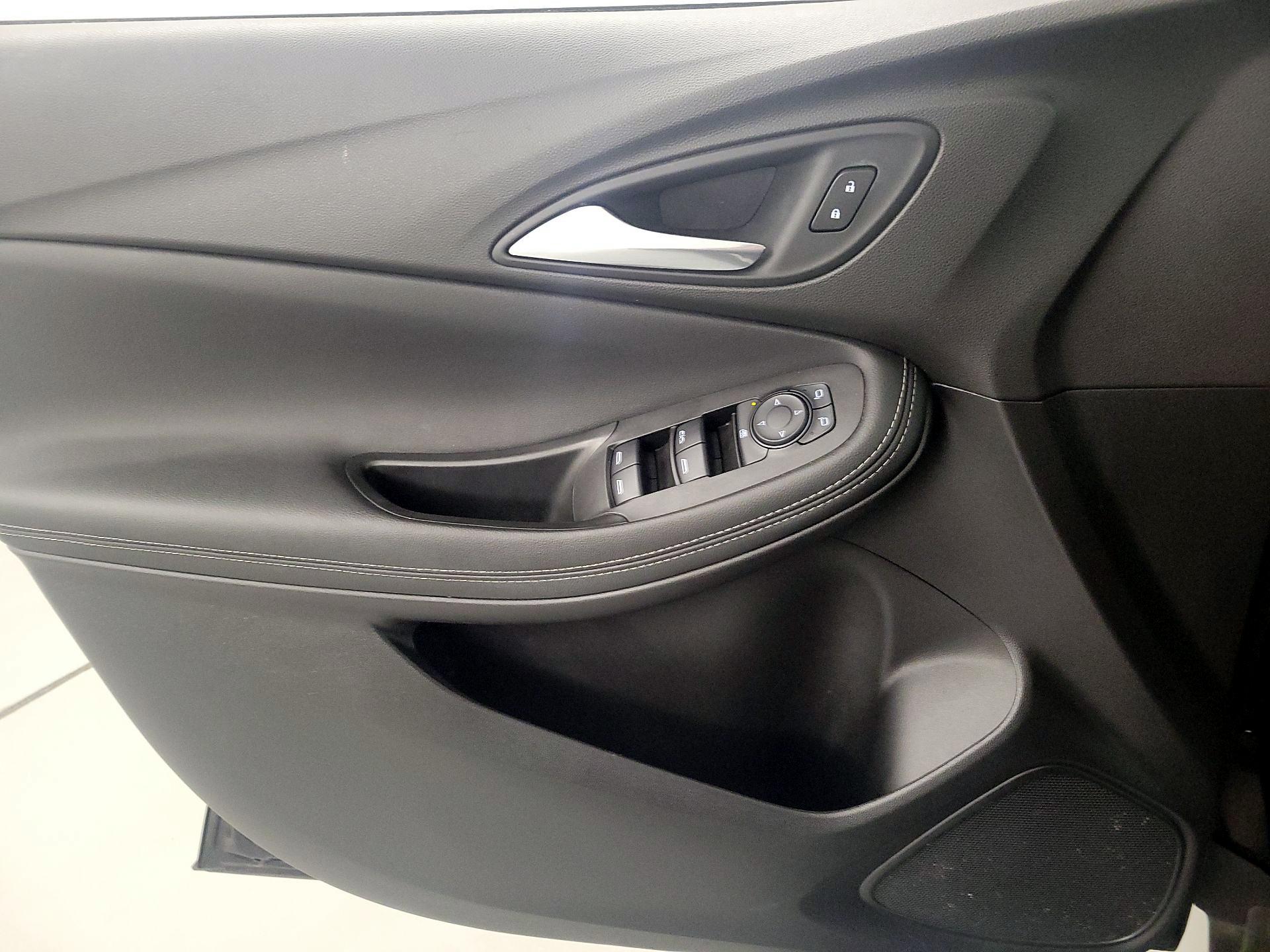 Thumbnail: 2021 Buick Encore GX - 12