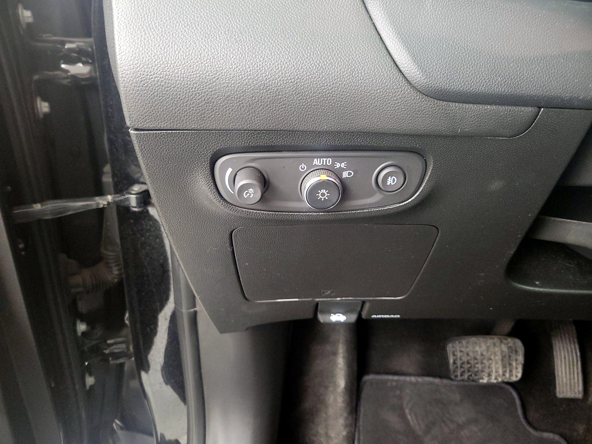 Thumbnail: 2021 Buick Encore GX - 13