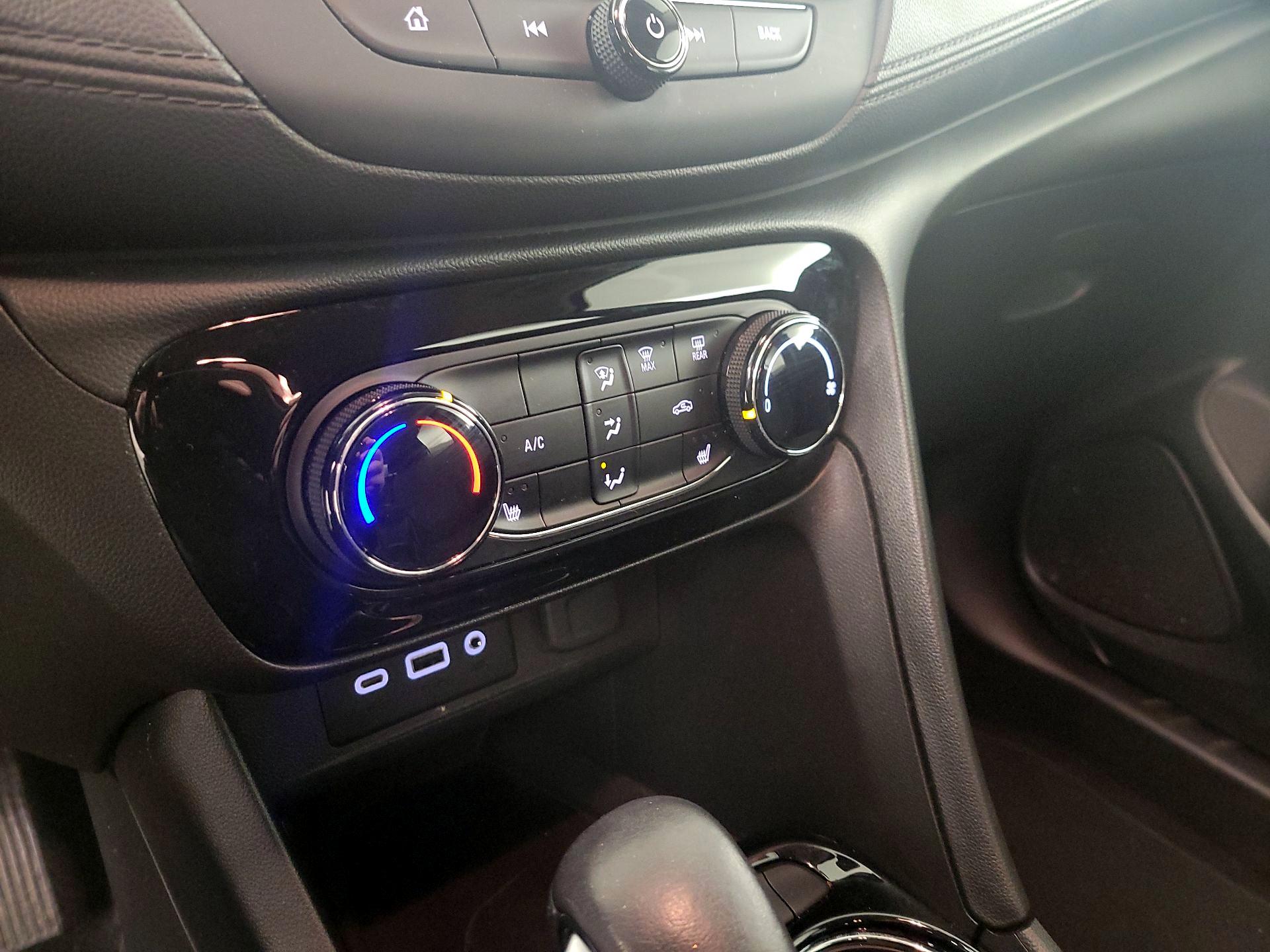 Thumbnail: 2021 Buick Encore GX - 16