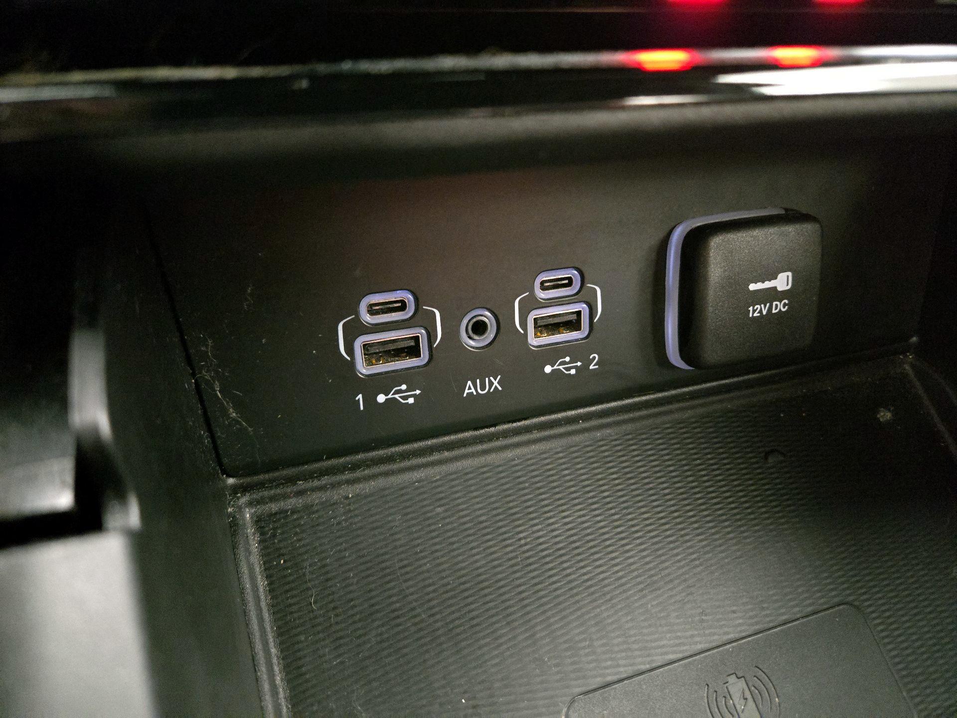 Thumbnail: 2023 Jeep Grand Cherokee - 18