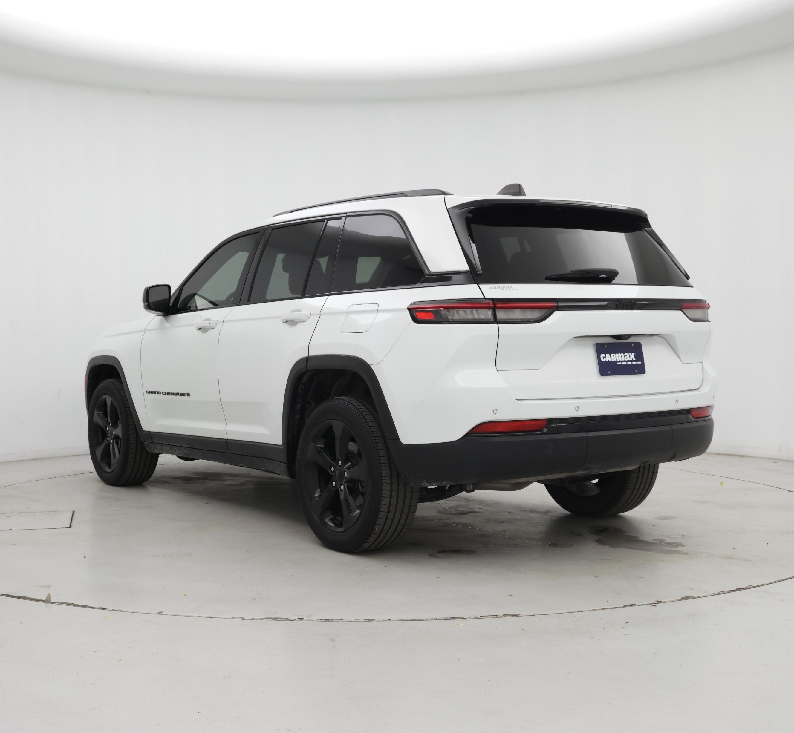 Thumbnail: 2023 Jeep Grand Cherokee - 2