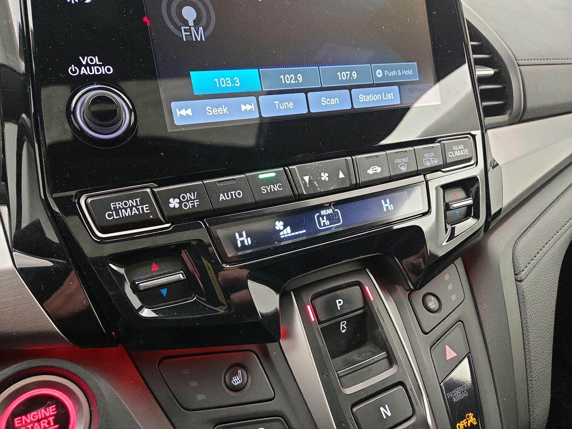 Thumbnail: 2023 Honda Odyssey - 16