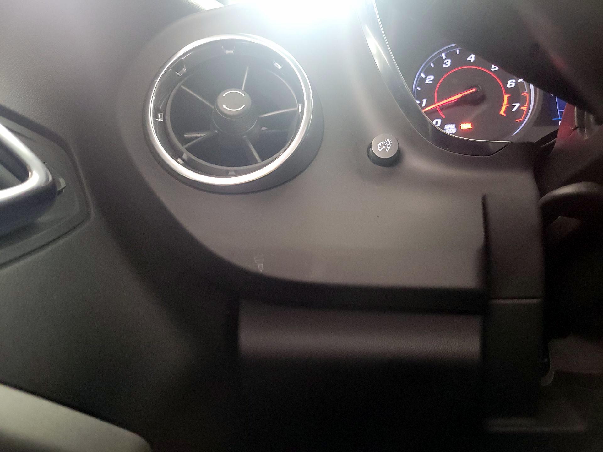 Thumbnail: 2021 Chevrolet Camaro - 13