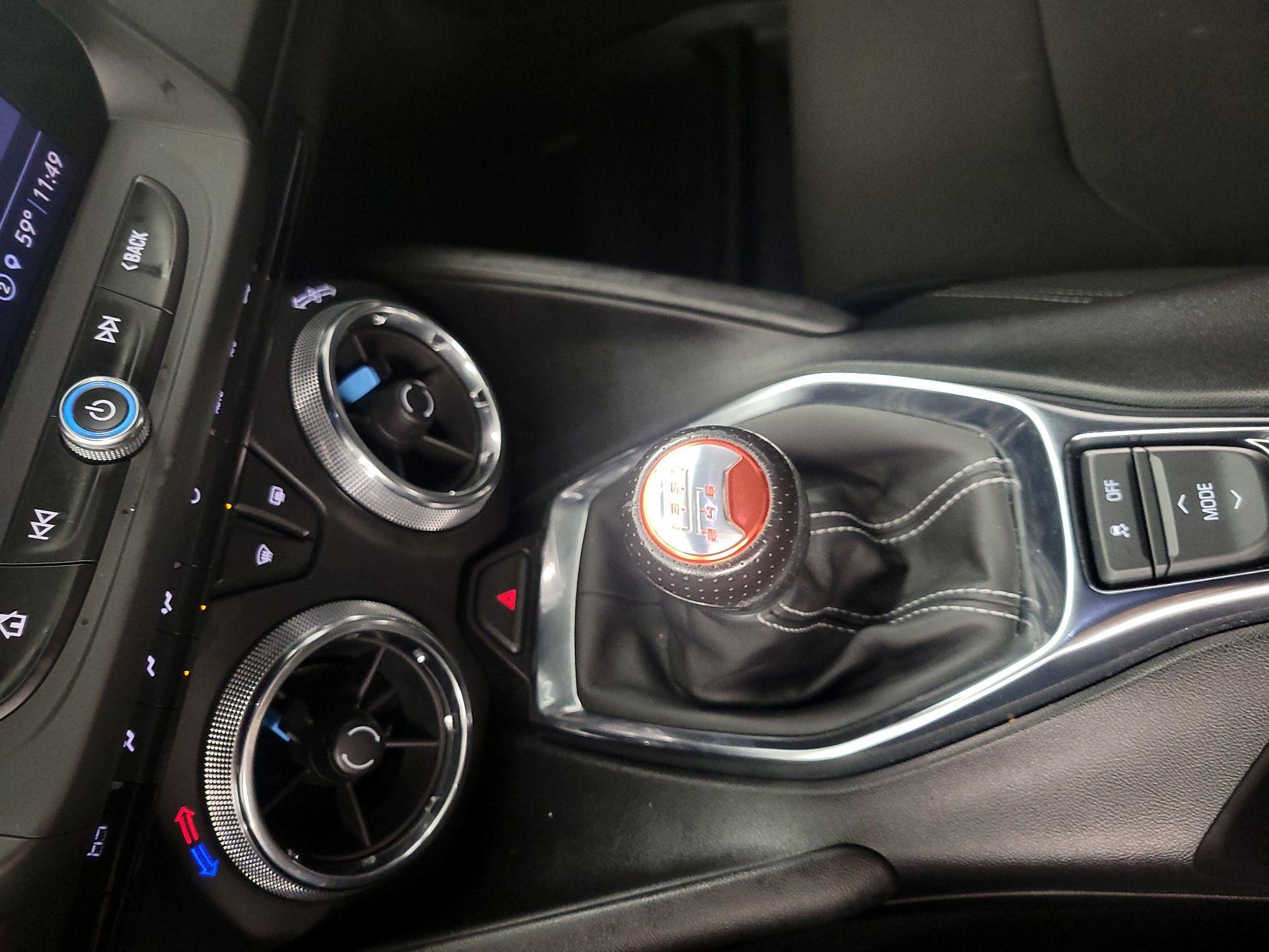 Thumbnail: 2021 Chevrolet Camaro - 16