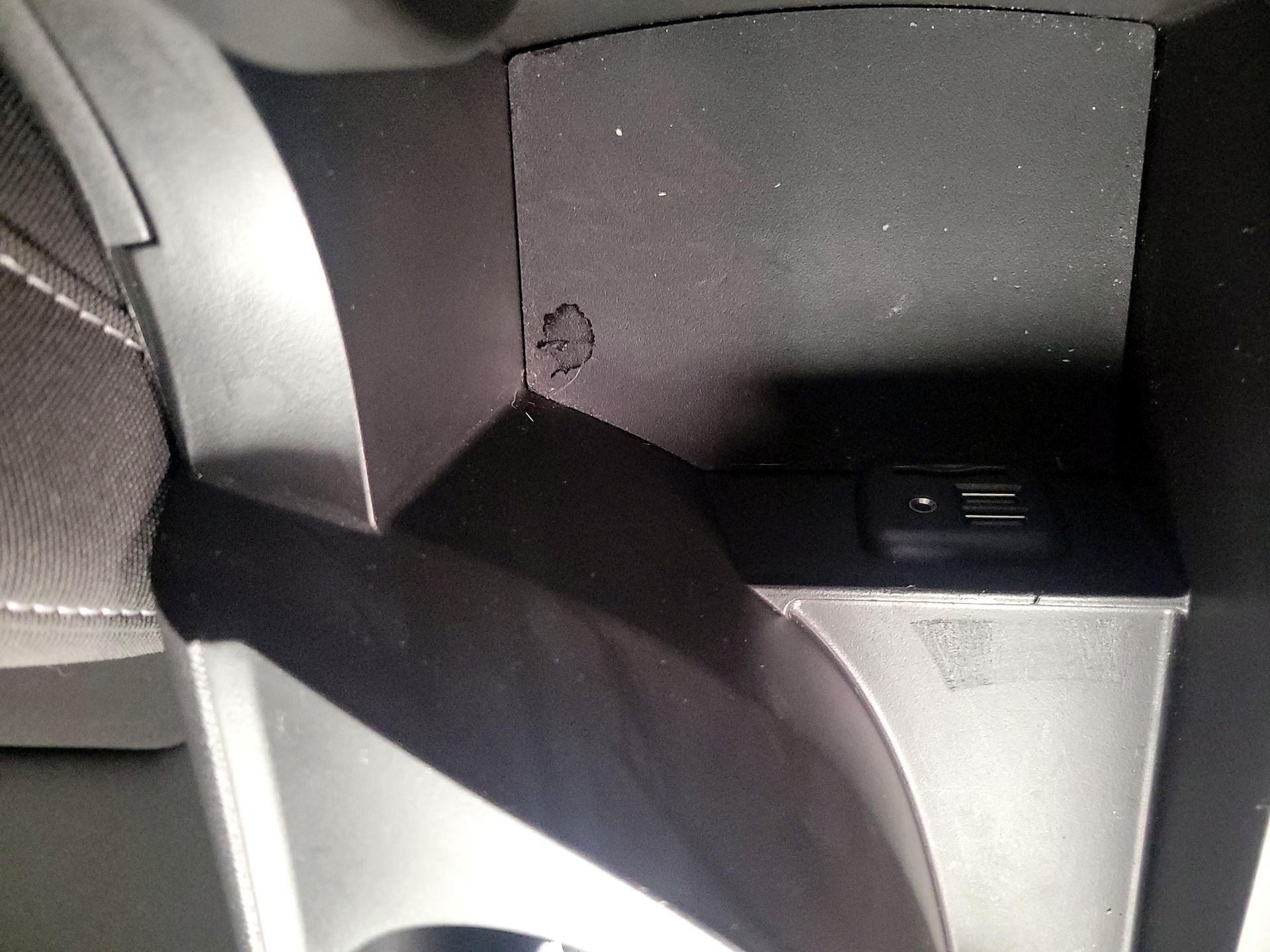 Thumbnail: 2021 Chevrolet Camaro - 17