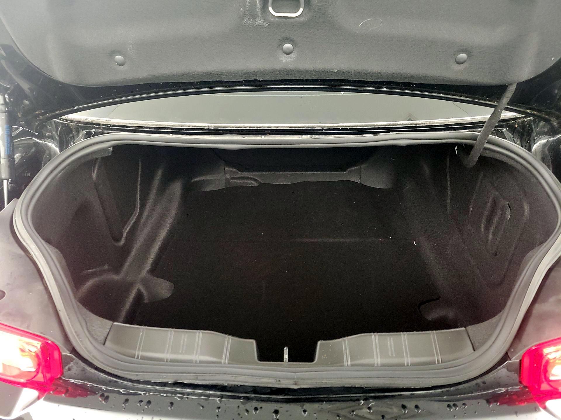 Thumbnail: 2021 Chevrolet Camaro - 19