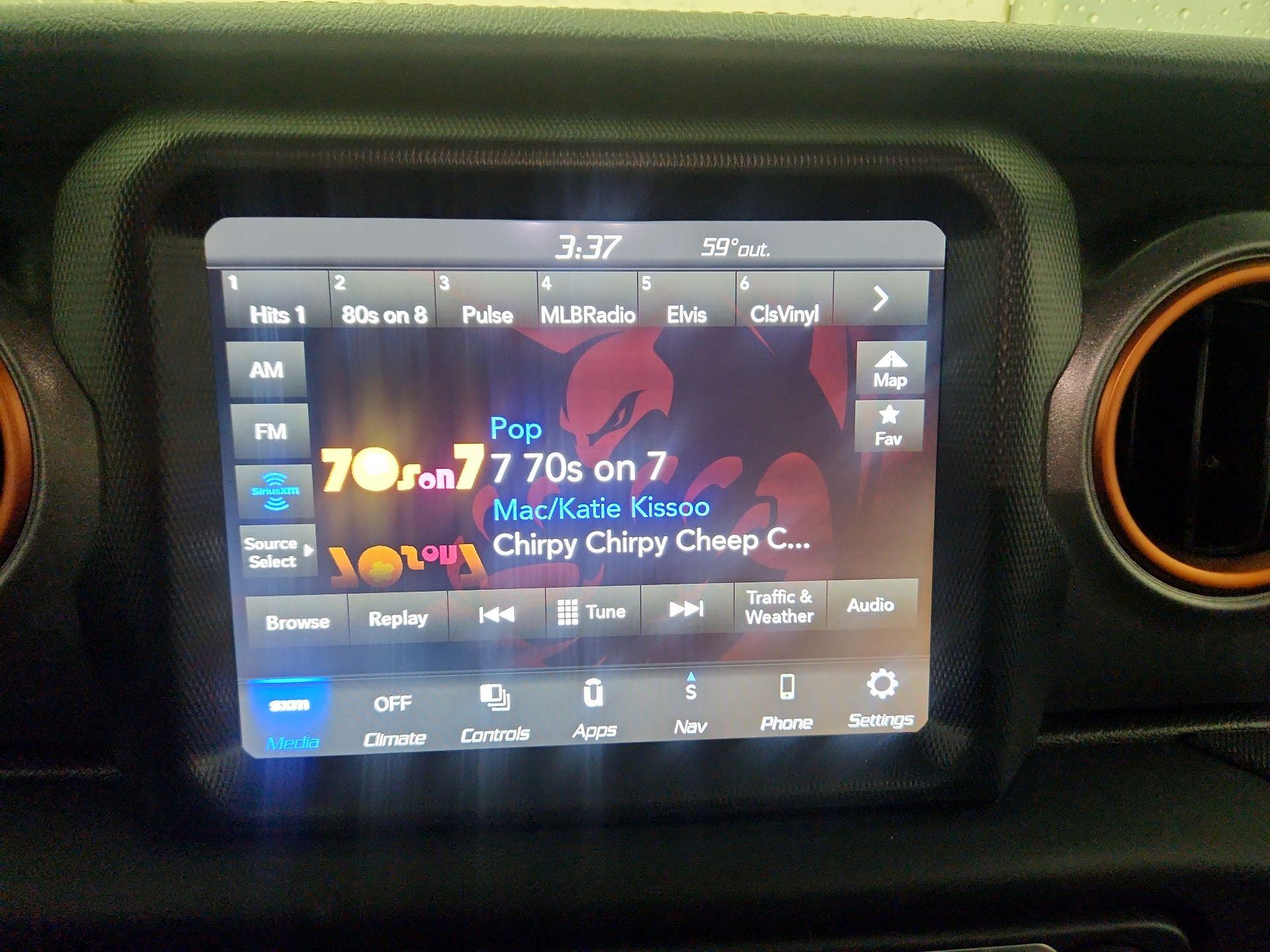 Thumbnail: 2022 Jeep Gladiator - 16