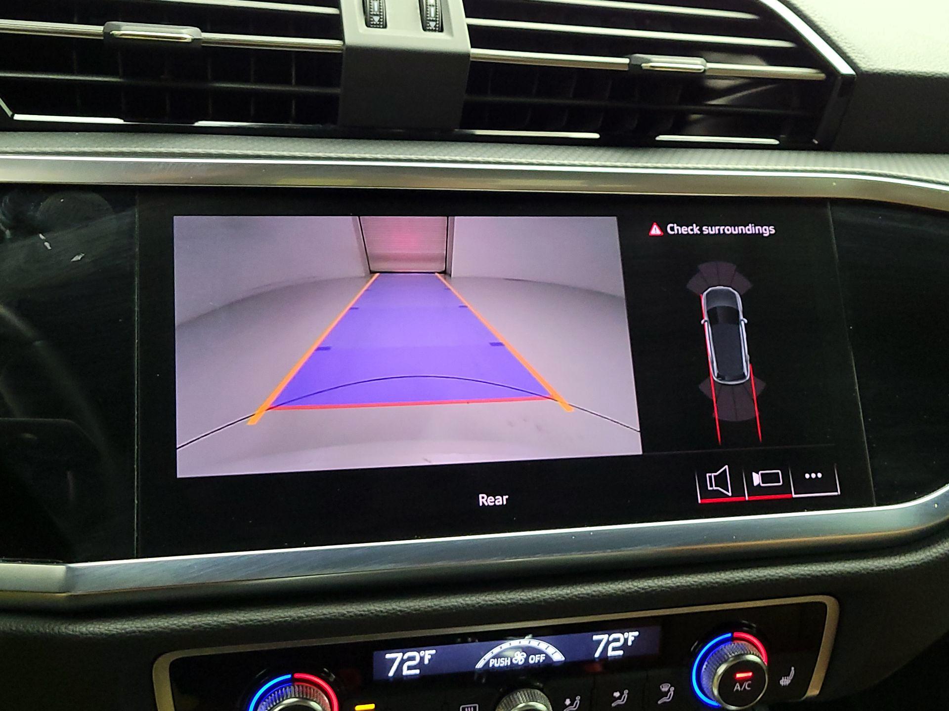 Thumbnail: 2025 Audi Q3 - 14