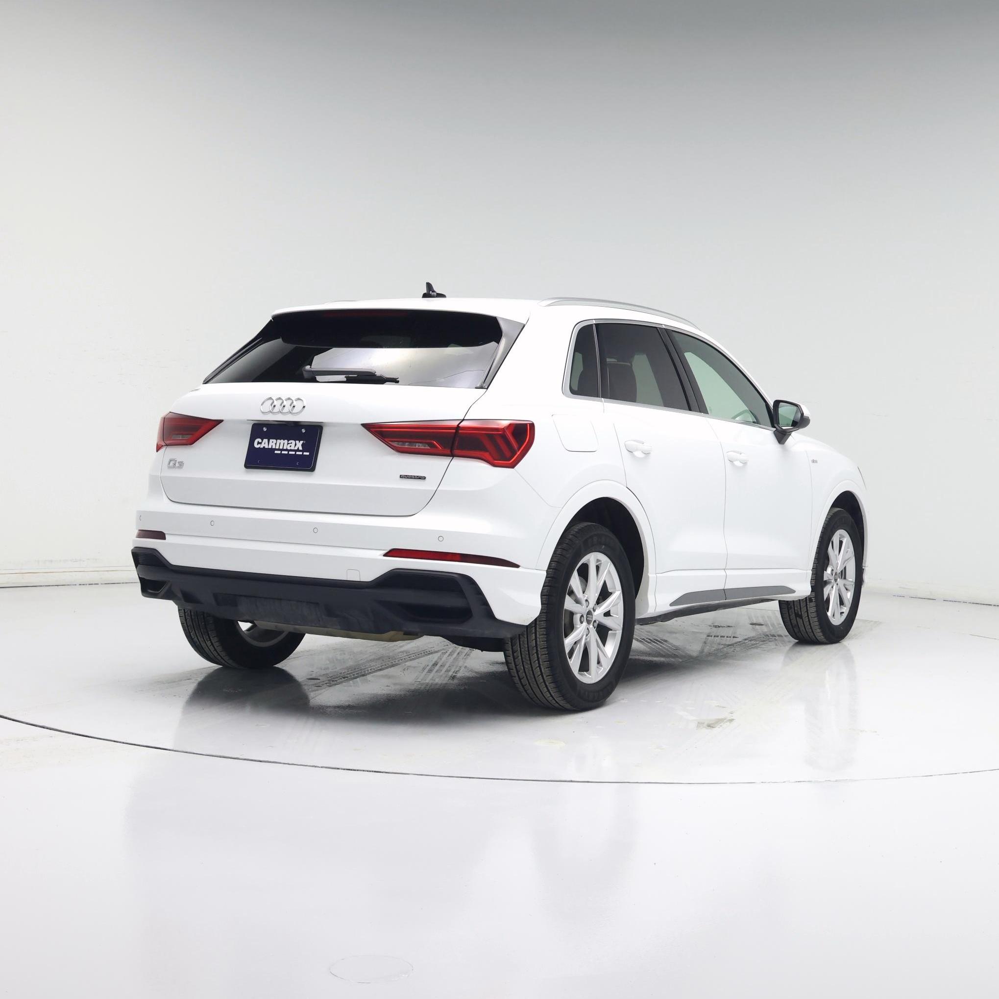 Thumbnail: 2025 Audi Q3 - 8