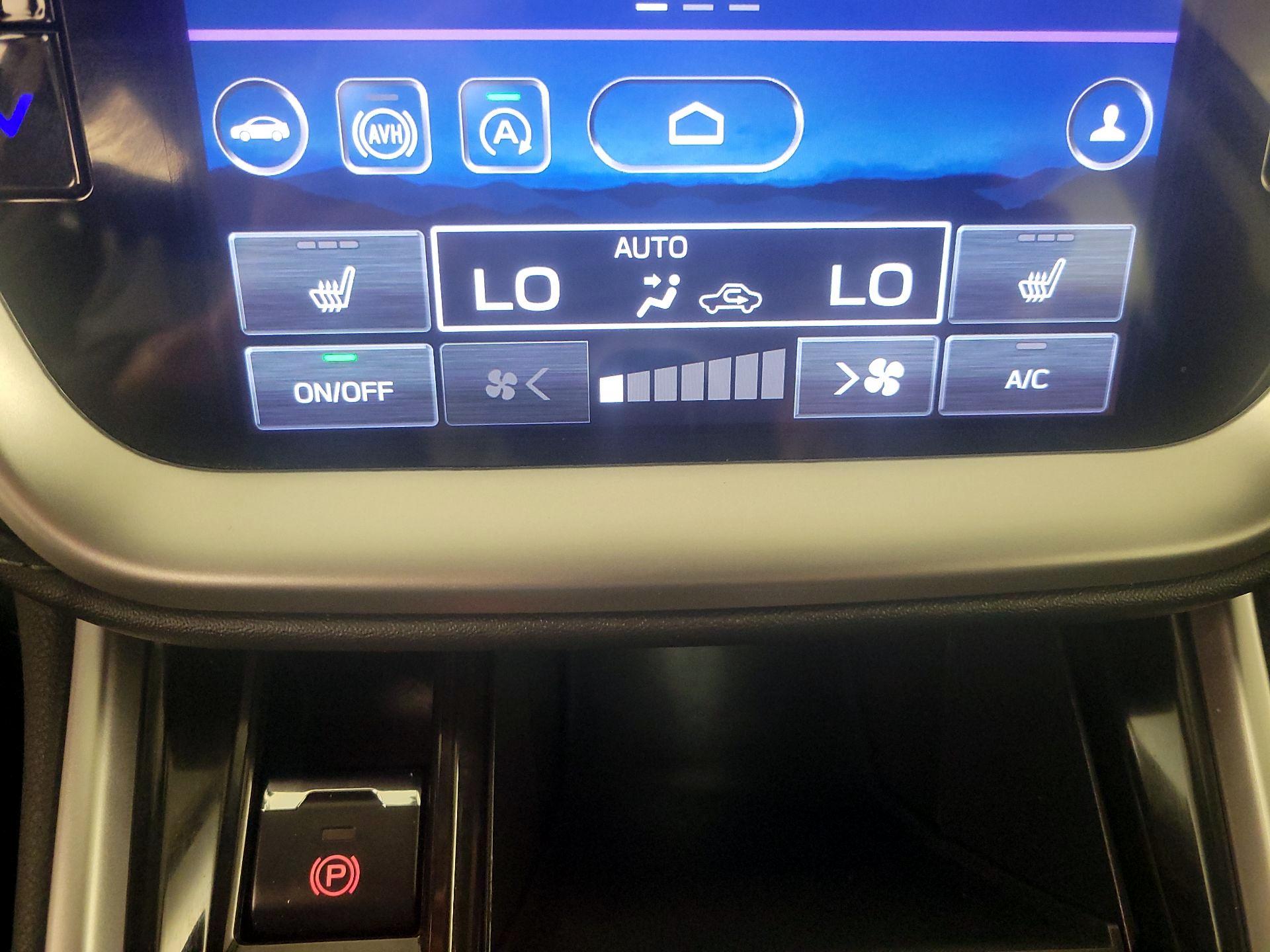 Thumbnail: 2022 Subaru Outback - 17