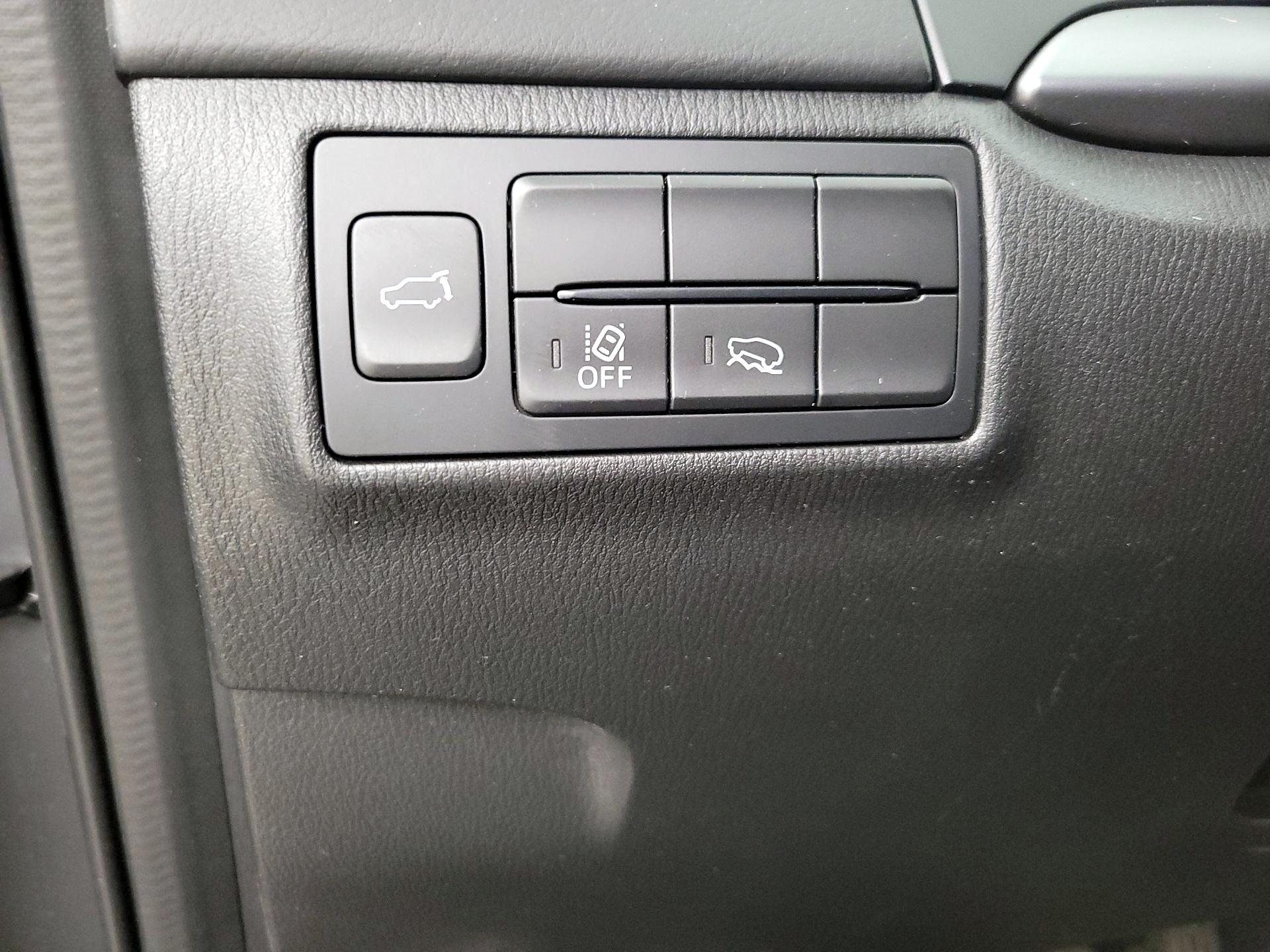 Thumbnail: 2023 Mazda CX-9 - 13