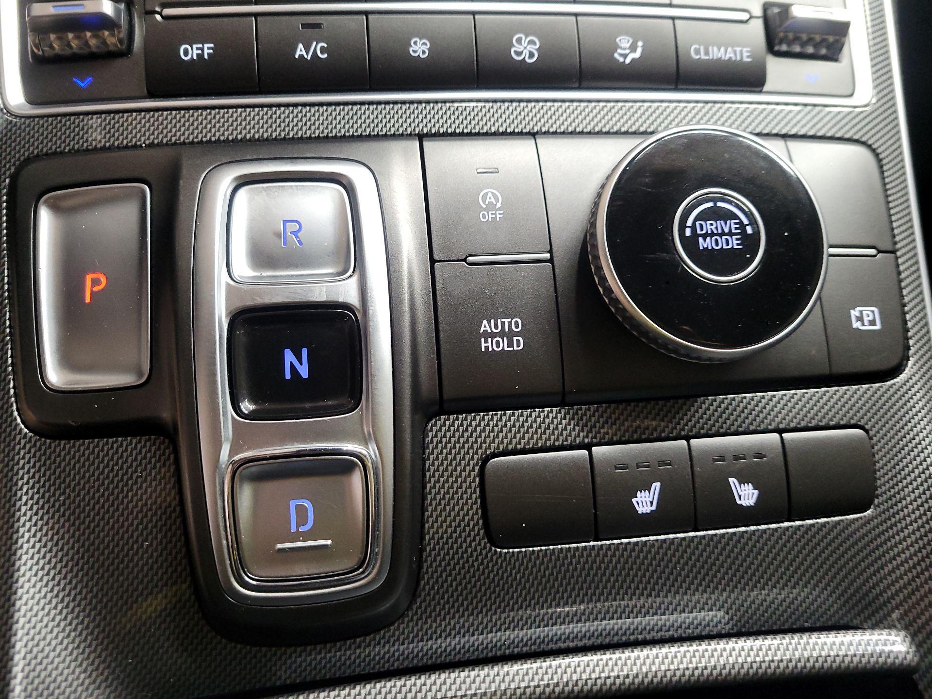 Thumbnail: 2023 Hyundai Santa Fe - 16