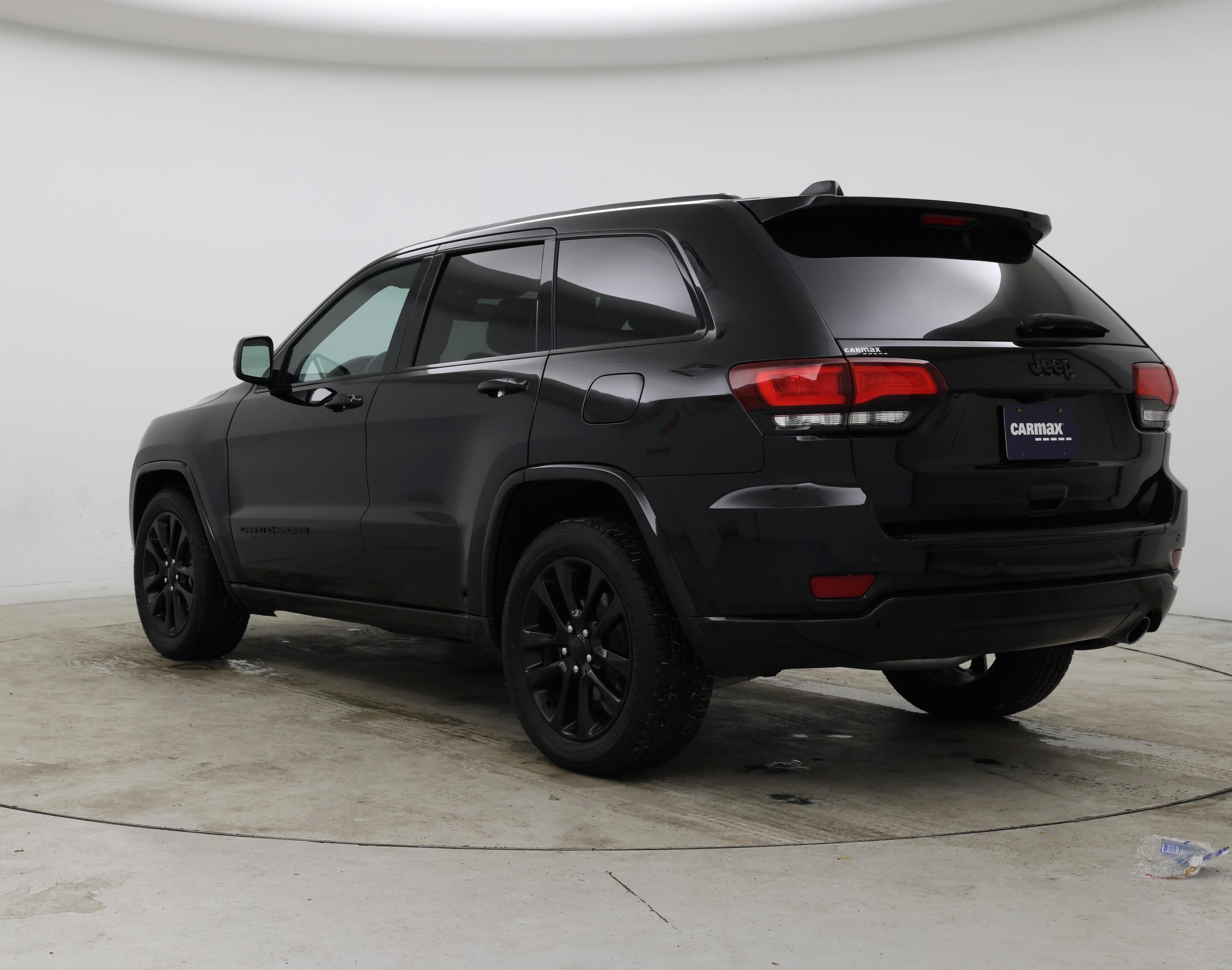 Thumbnail: 2018 Jeep Grand Cherokee - 2