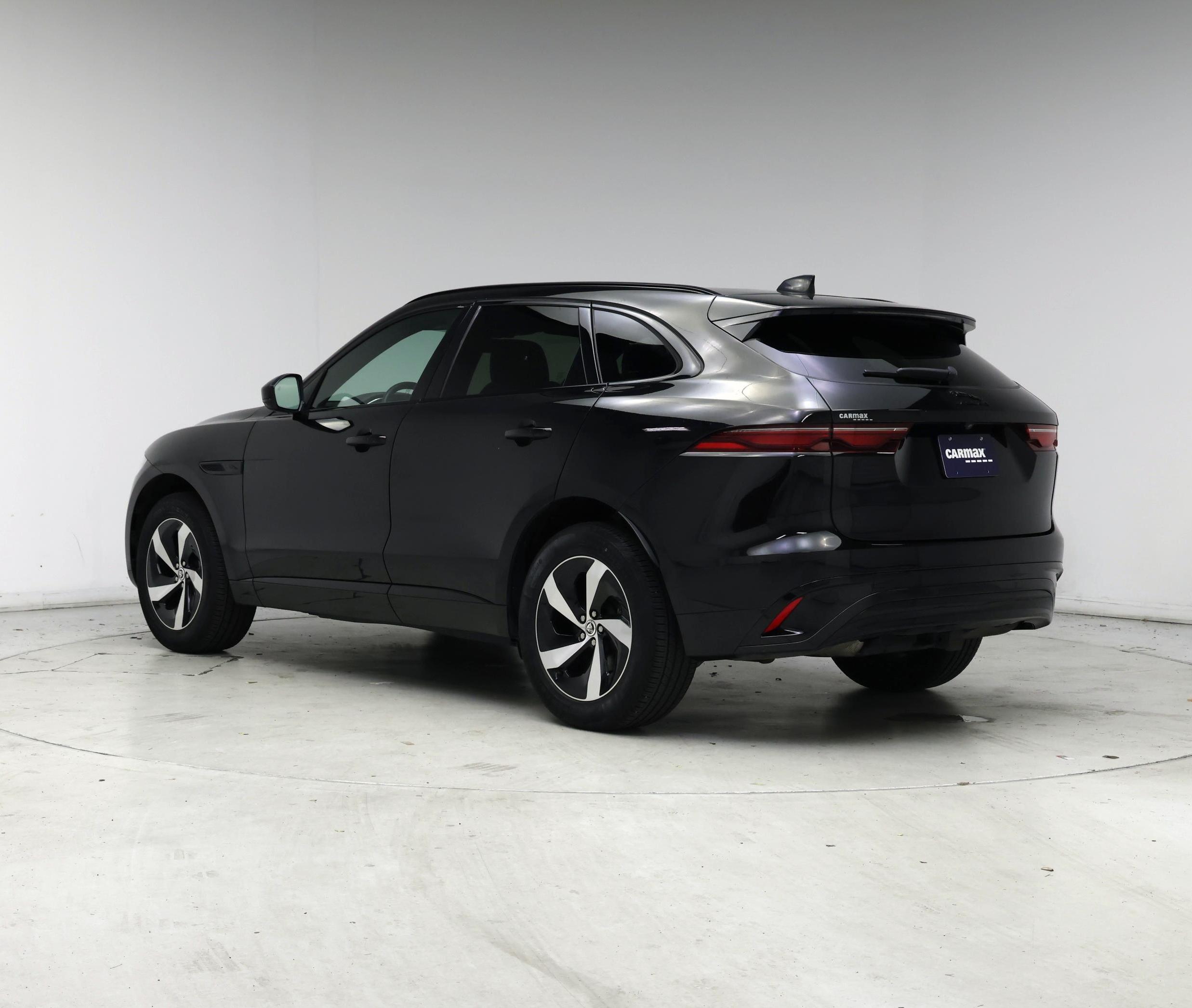 Thumbnail: 2024 Jaguar F-Pace - 2