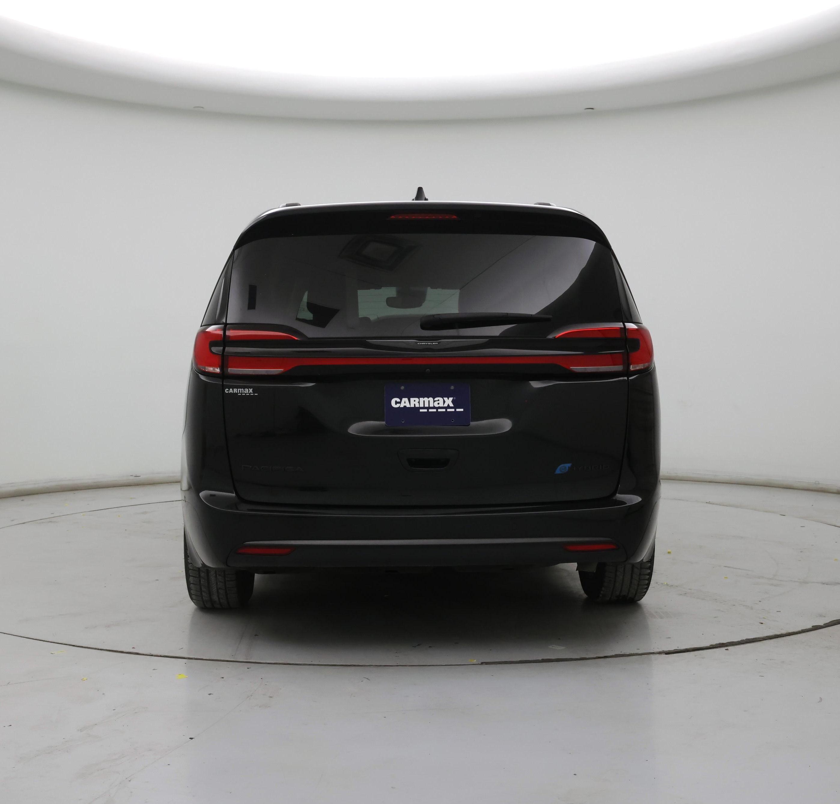 Thumbnail: 2023 Chrysler Pacifica - 6
