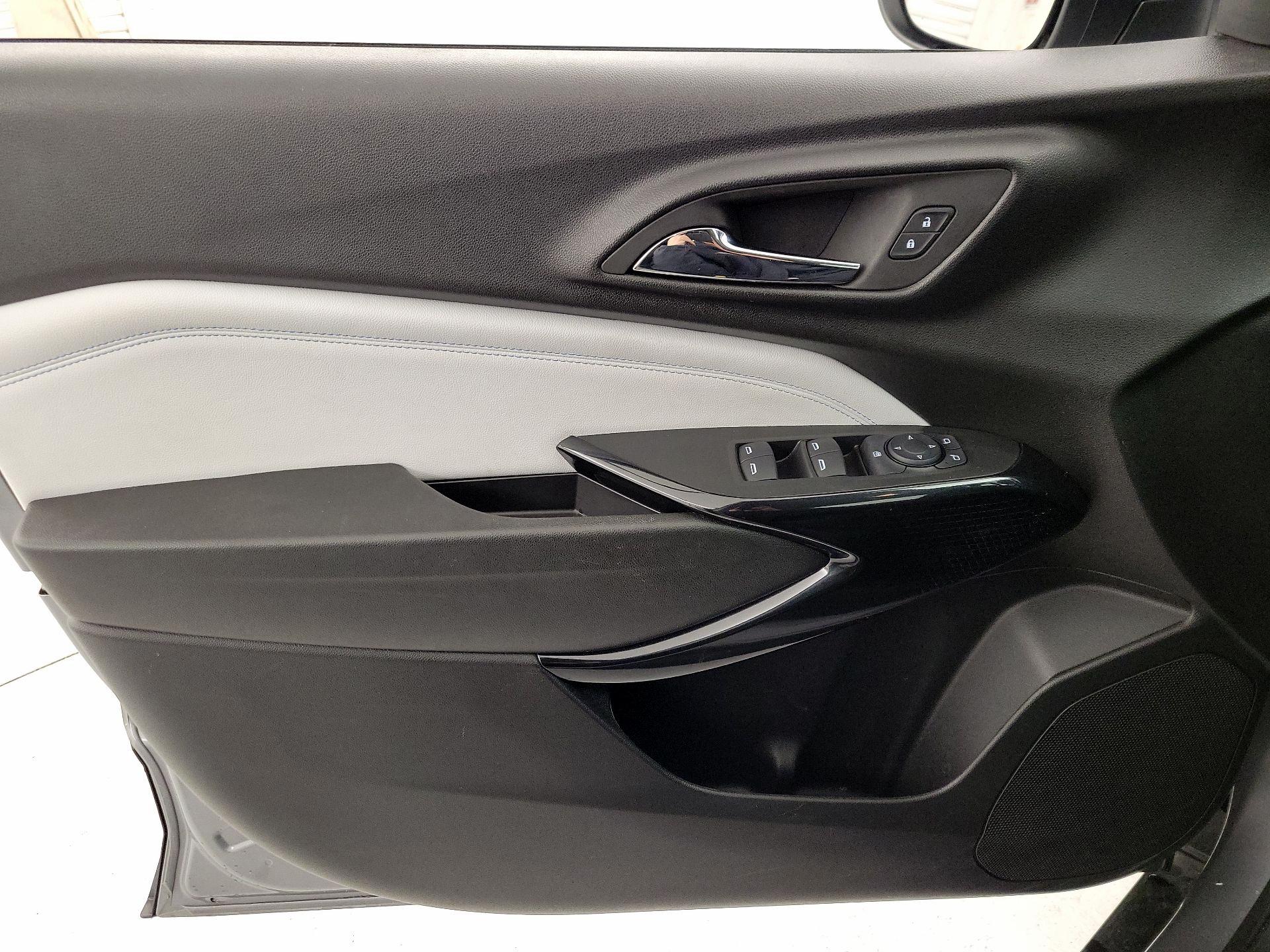 Thumbnail: 2025 Chevrolet Trax - 12