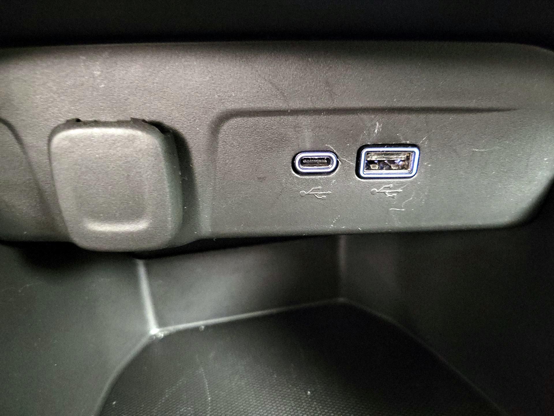 Thumbnail: 2025 Chevrolet Trax - 18