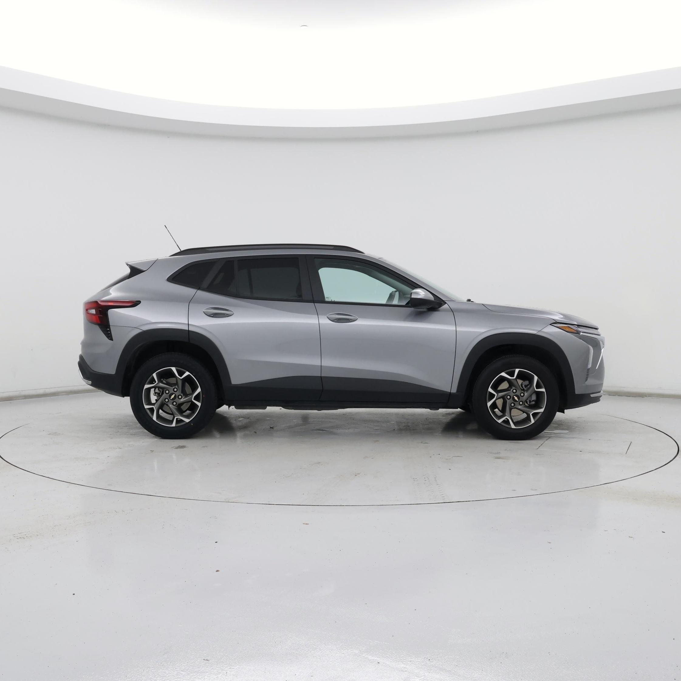 Thumbnail: 2025 Chevrolet Trax - 7