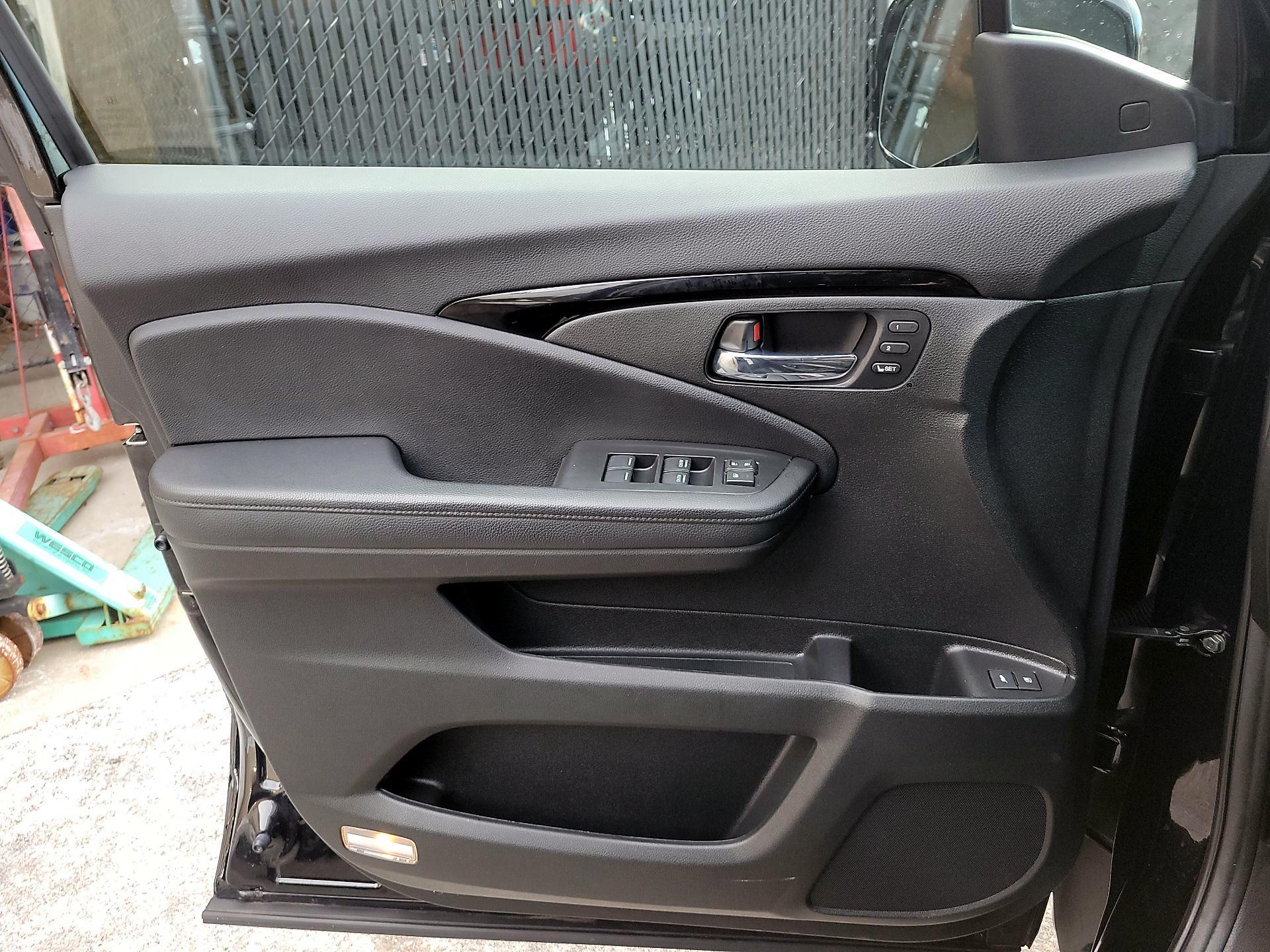 Thumbnail: 2021 Honda Passport - 10