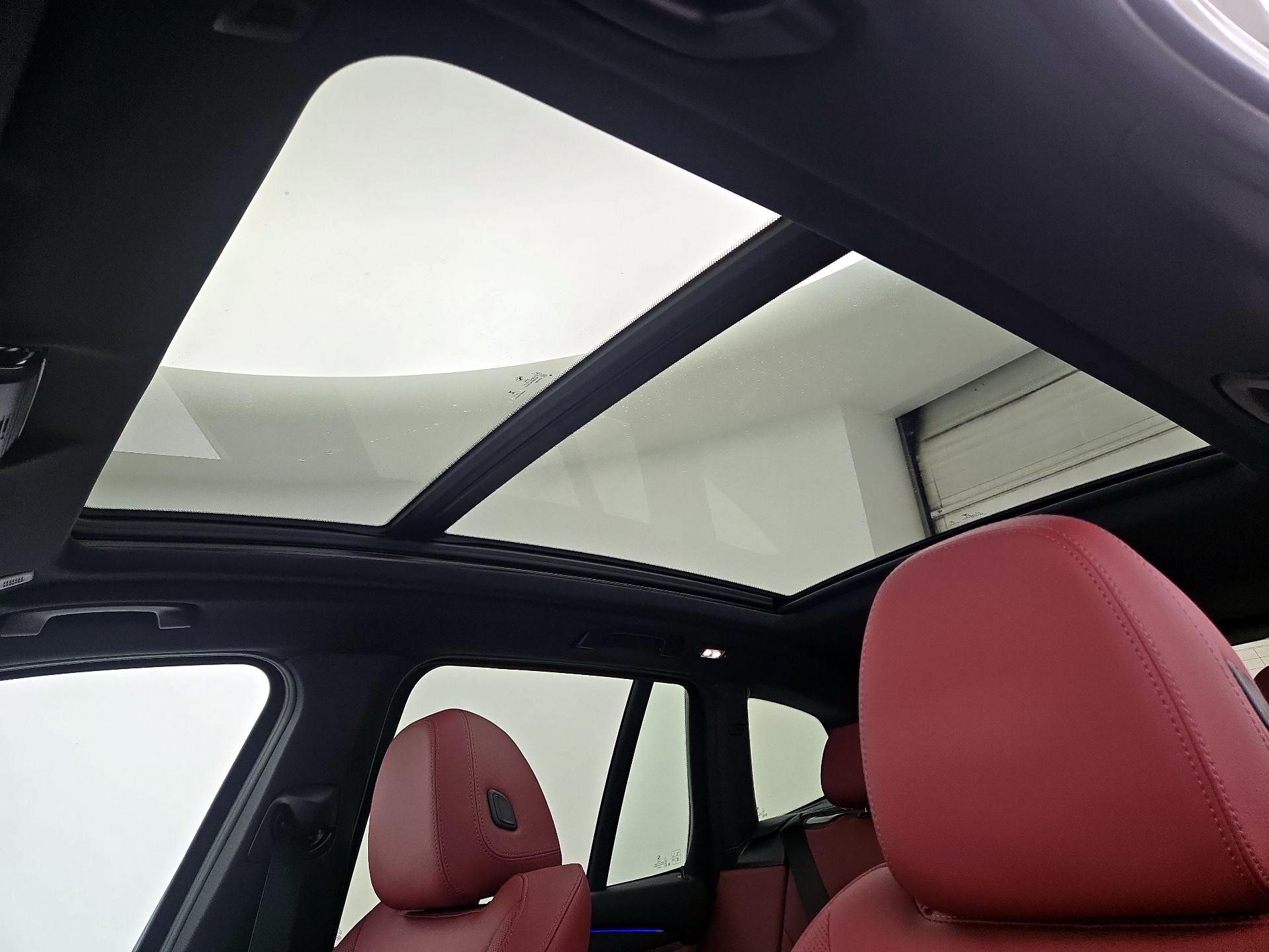 Thumbnail: 2024 BMW X3 - 19