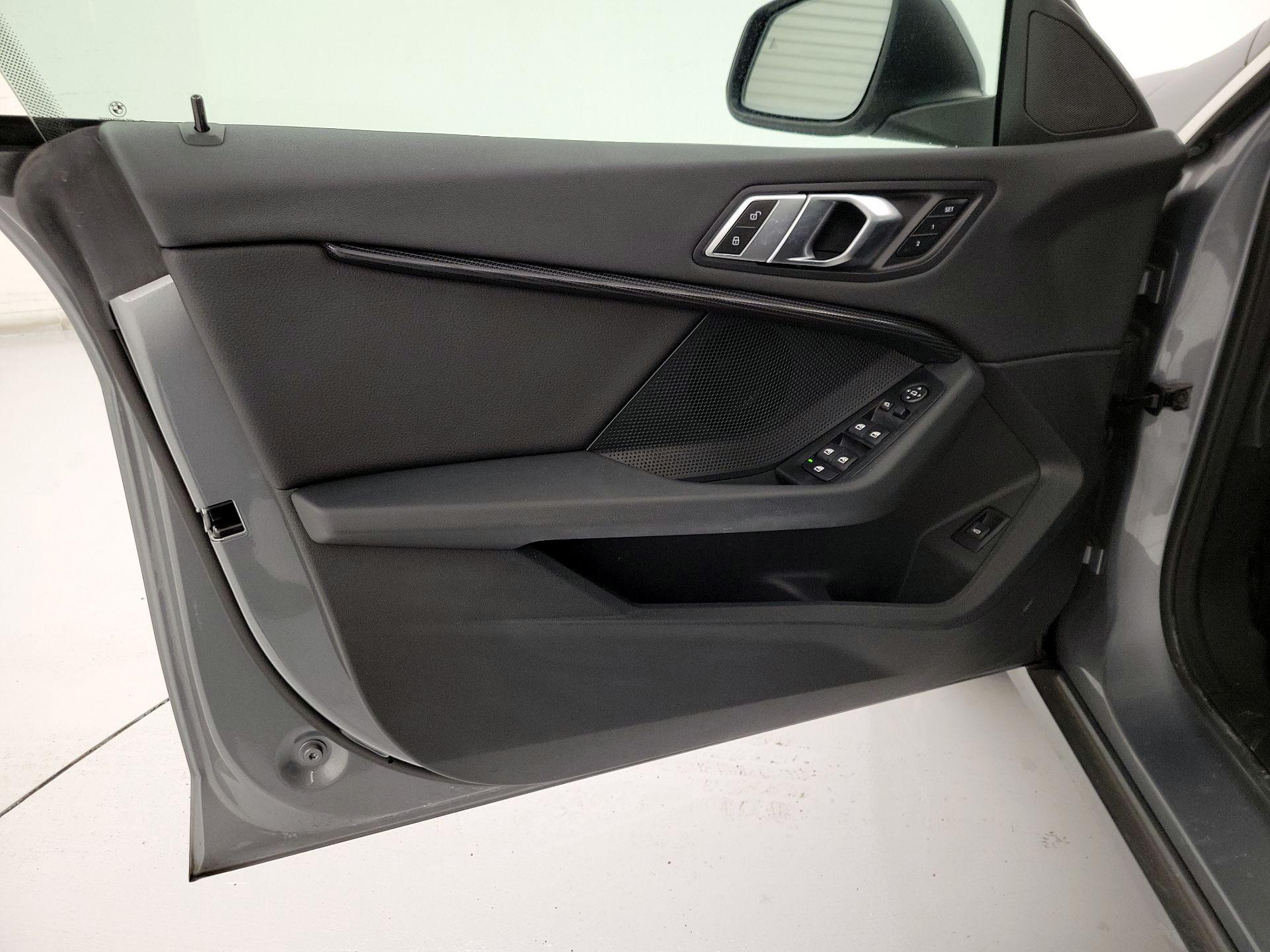 Thumbnail: 2023 BMW 2 Series - 12