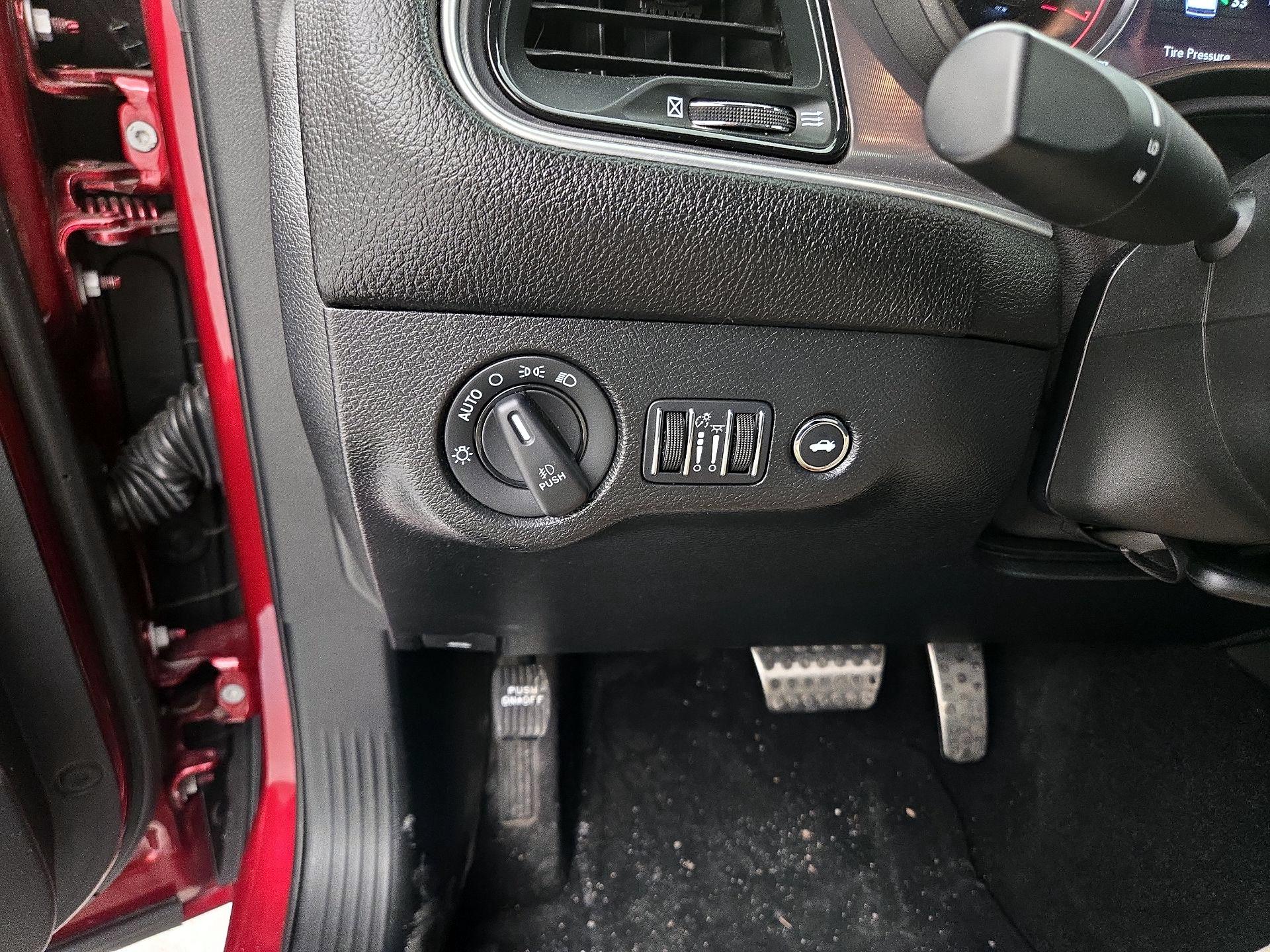 Thumbnail: 2022 Dodge Challenger - 13